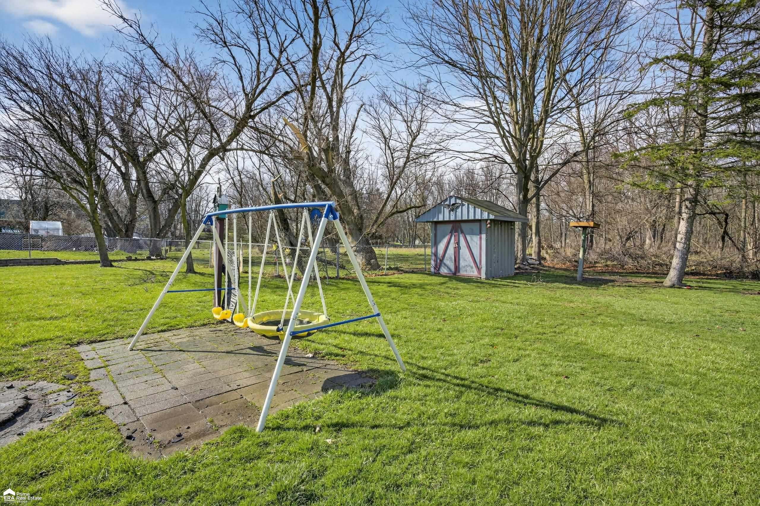 99 E Elmwood Street, Leonard, MI 48367 — Photo 44