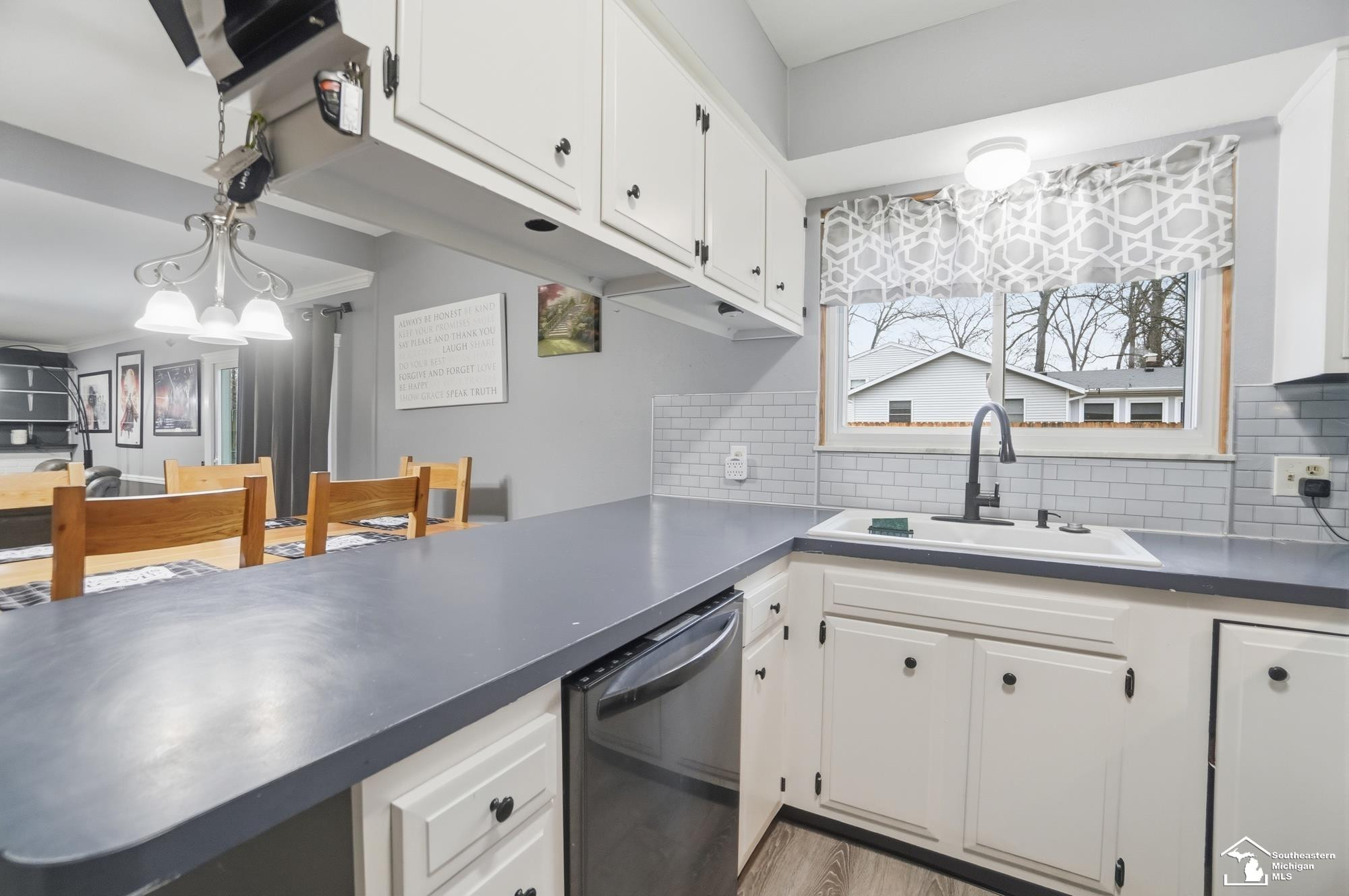7711 Seneca Trail, Temperance, MI 48182 — Photo 17