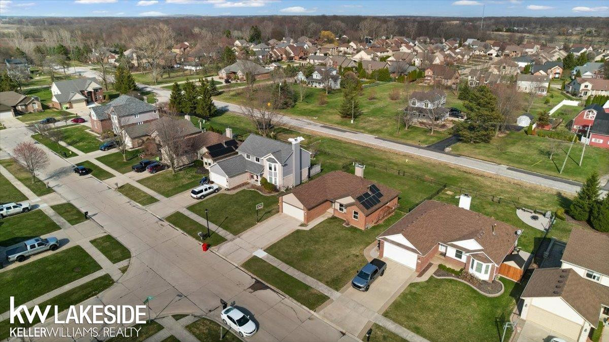 53558 Spurry Lane, Chesterfield, MI — Photo 44