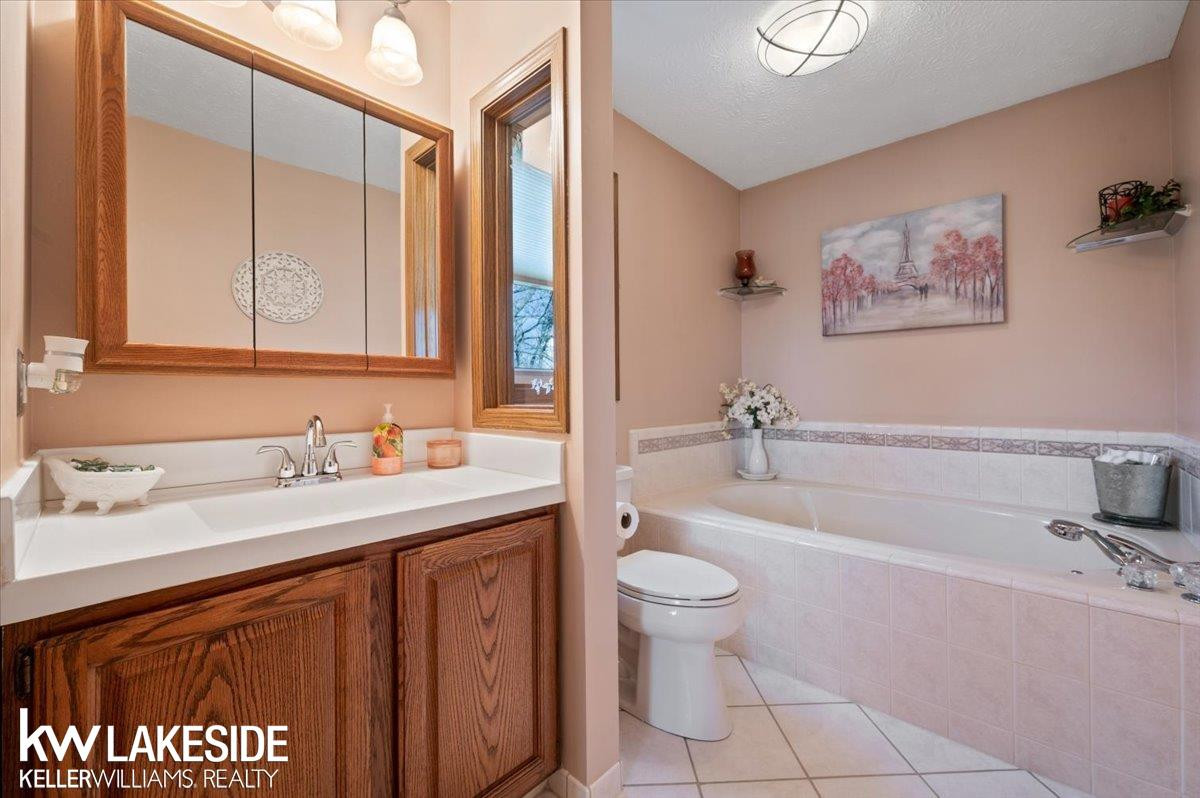 51980 ROMEO PLANK Road, MI 48042 — Photo 23