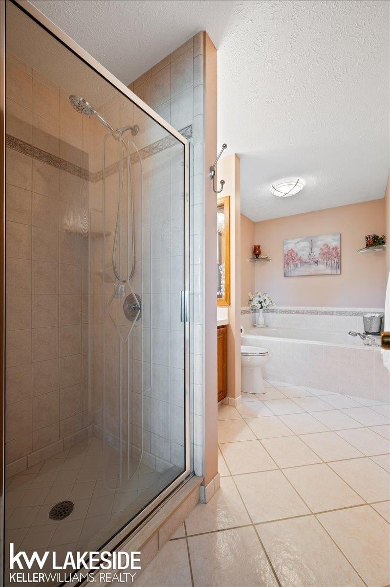 51980 ROMEO PLANK Road, MI 48042 — Photo 24