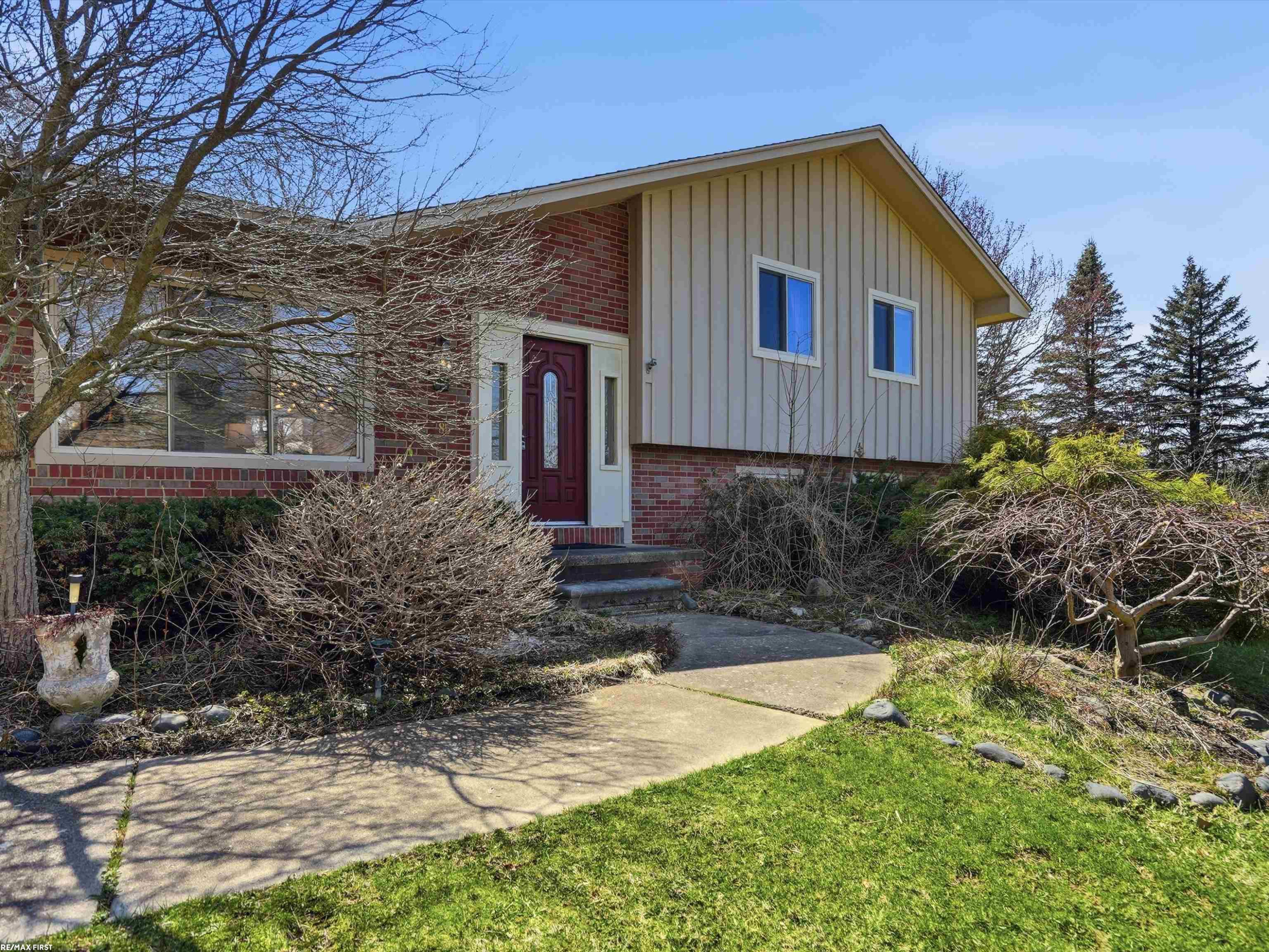 85 Whims Lane, Rochester, MI 48306 — Photo 2