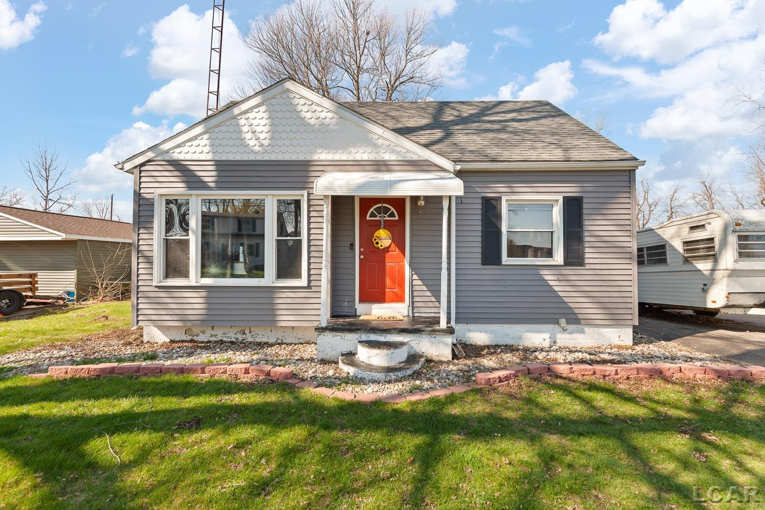 2094 Allan Street, Adrian, MI 49221 — front exterior