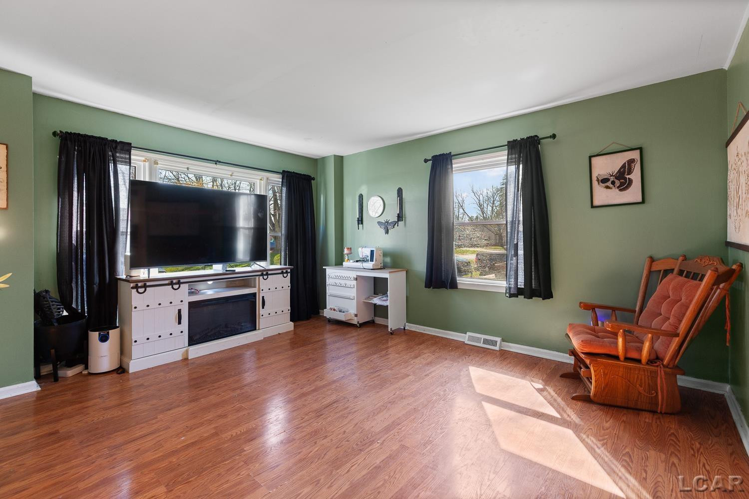 2094 Allan Street, Adrian, MI 49221 — Photo 3