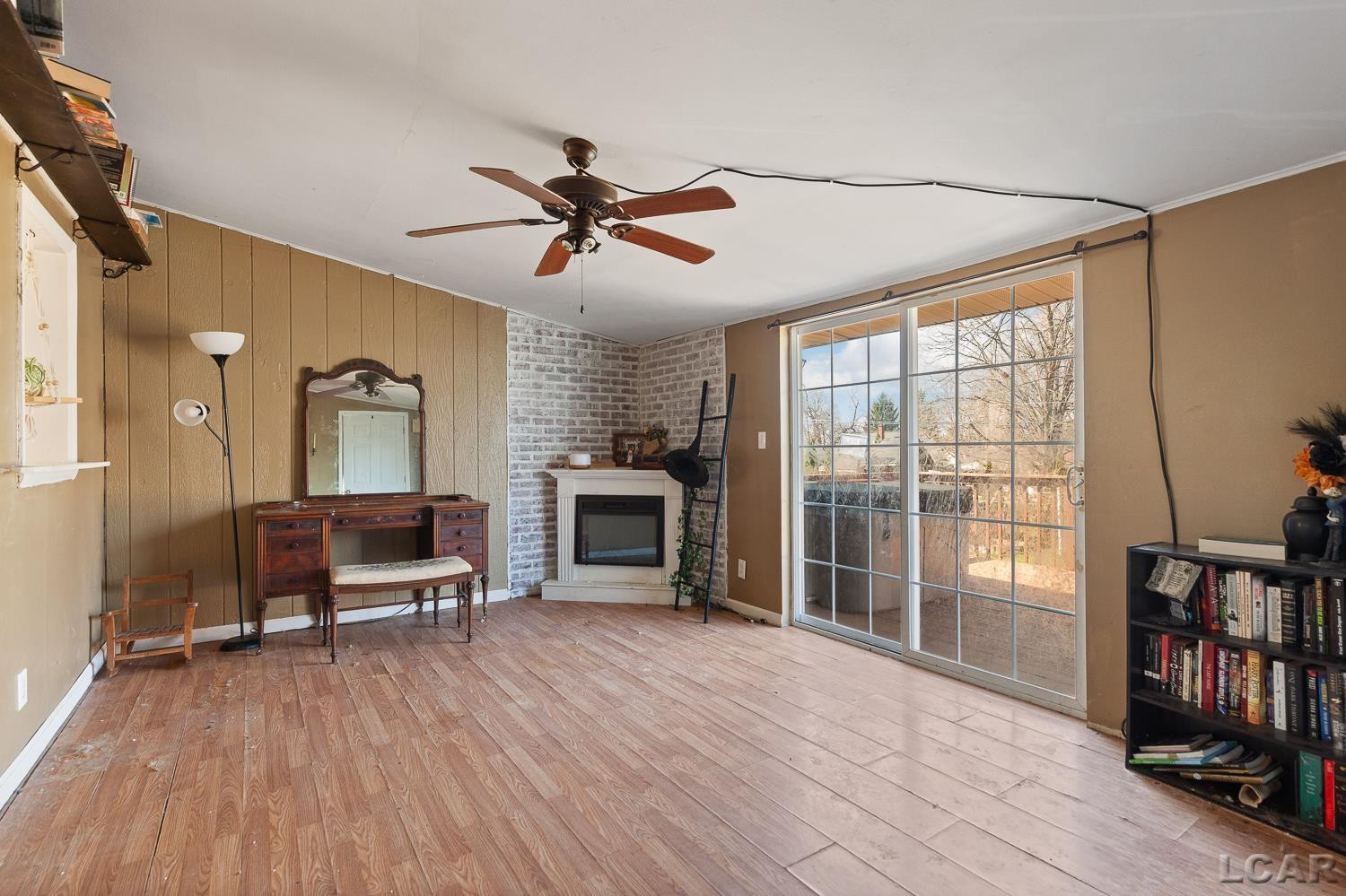 2094 Allan Street, Adrian, MI 49221 — Photo 18