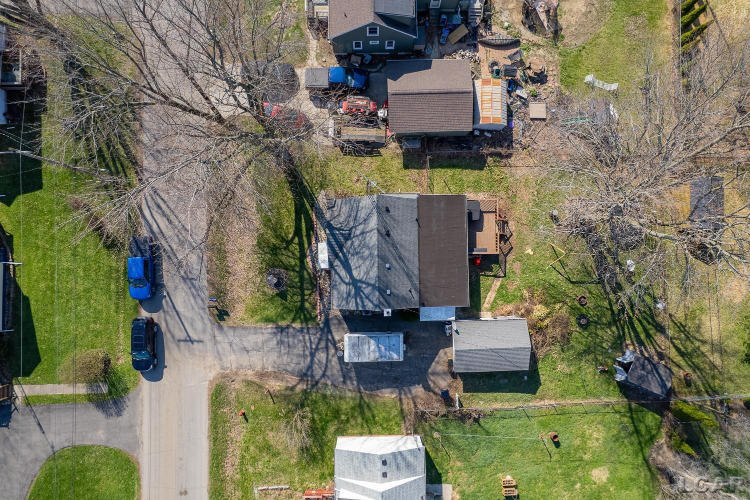 2094 Allan Street, Adrian, MI 49221 — Photo 33