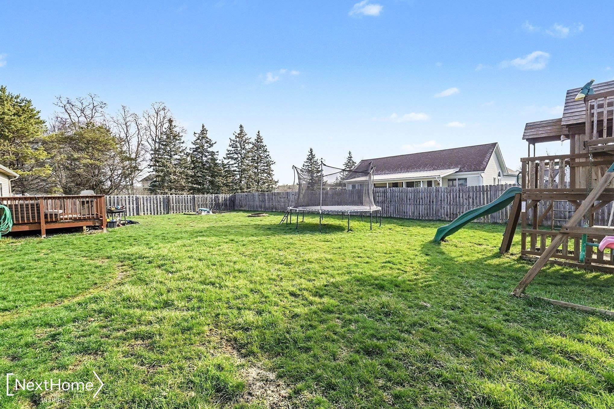 8011 Rose Lane, MI — Photo 28
