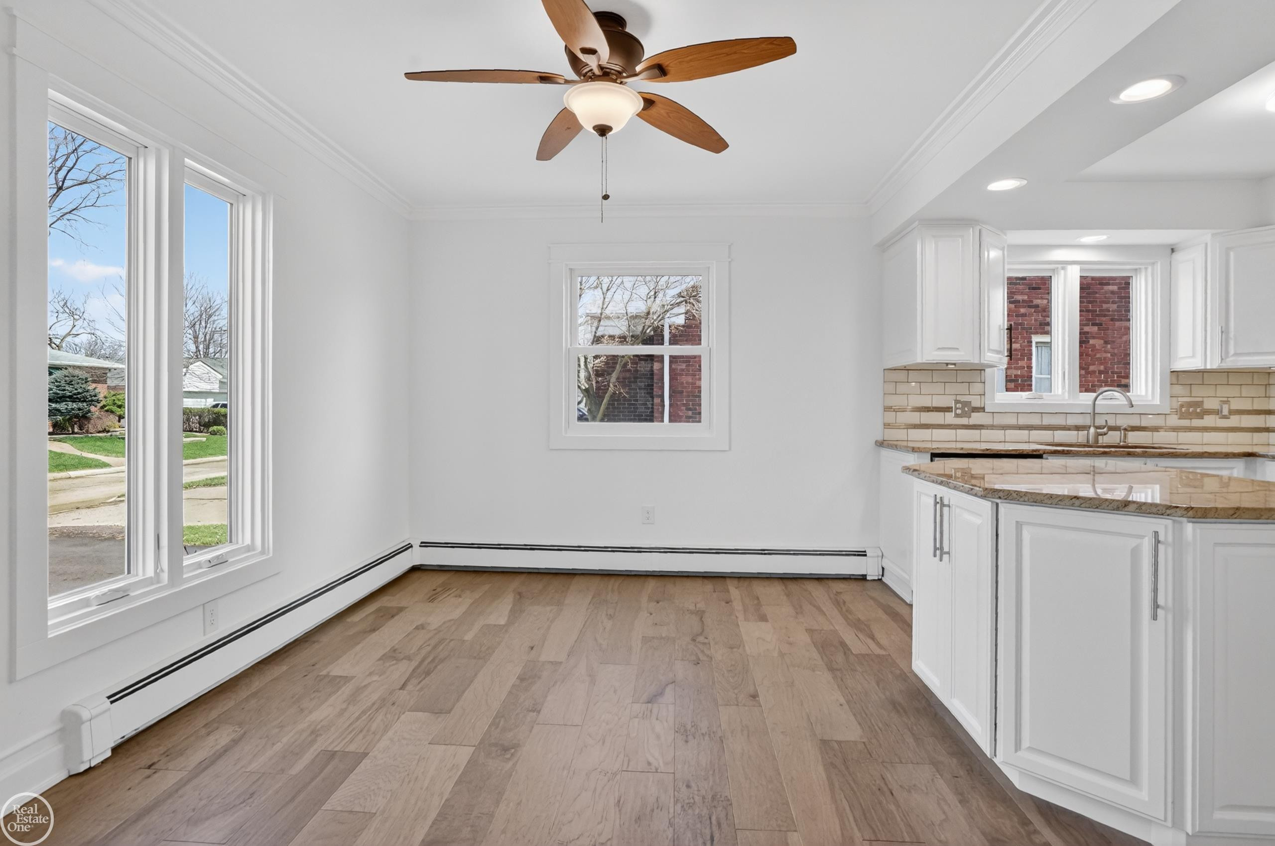22422 Lakeland Street, Saint Clair Shores, MI 48081 — Photo 9