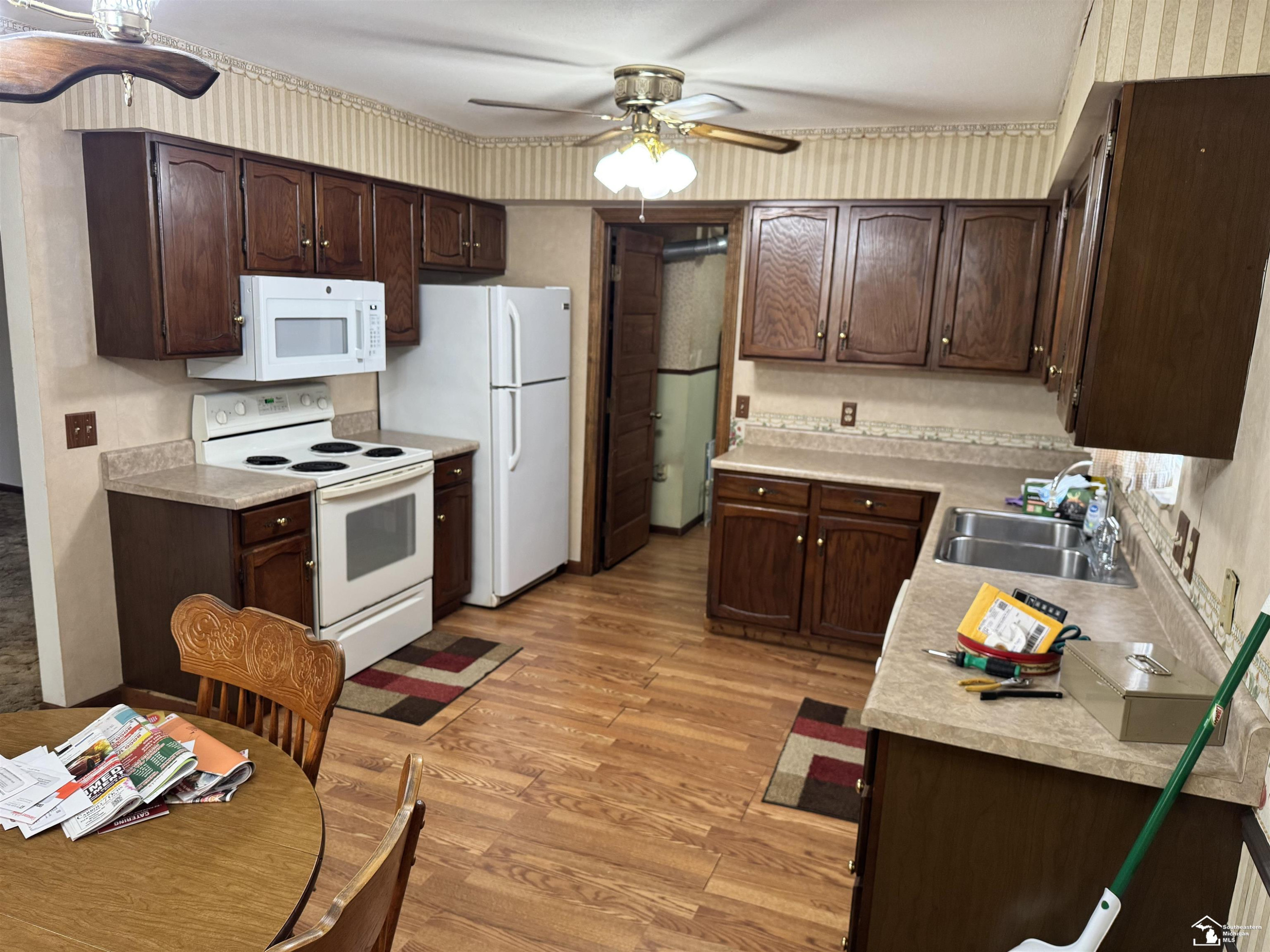 647 Washington Street, Temperance, MI 48182 — Photo 6
