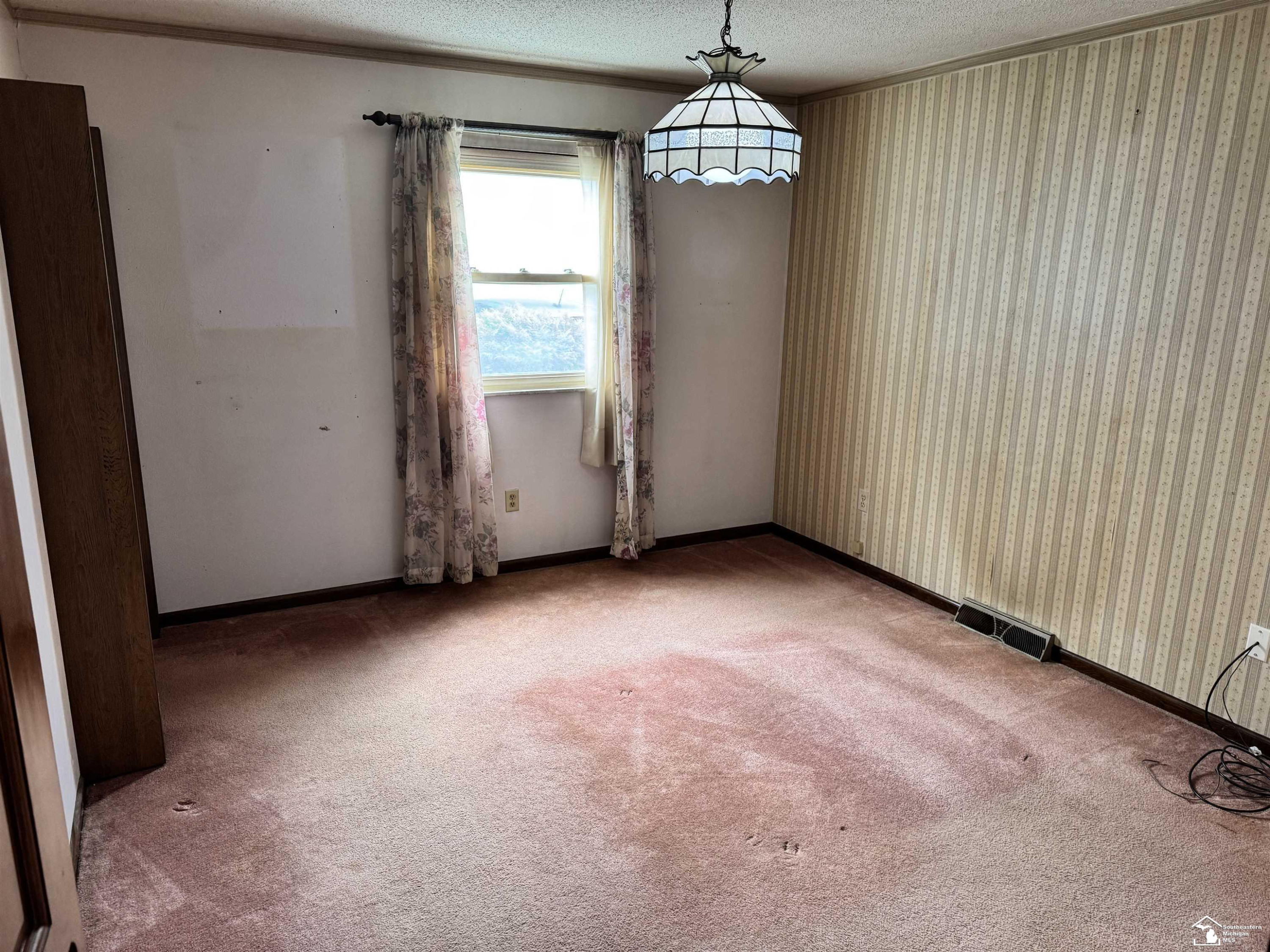 647 Washington Street, Temperance, MI 48182 — Photo 8