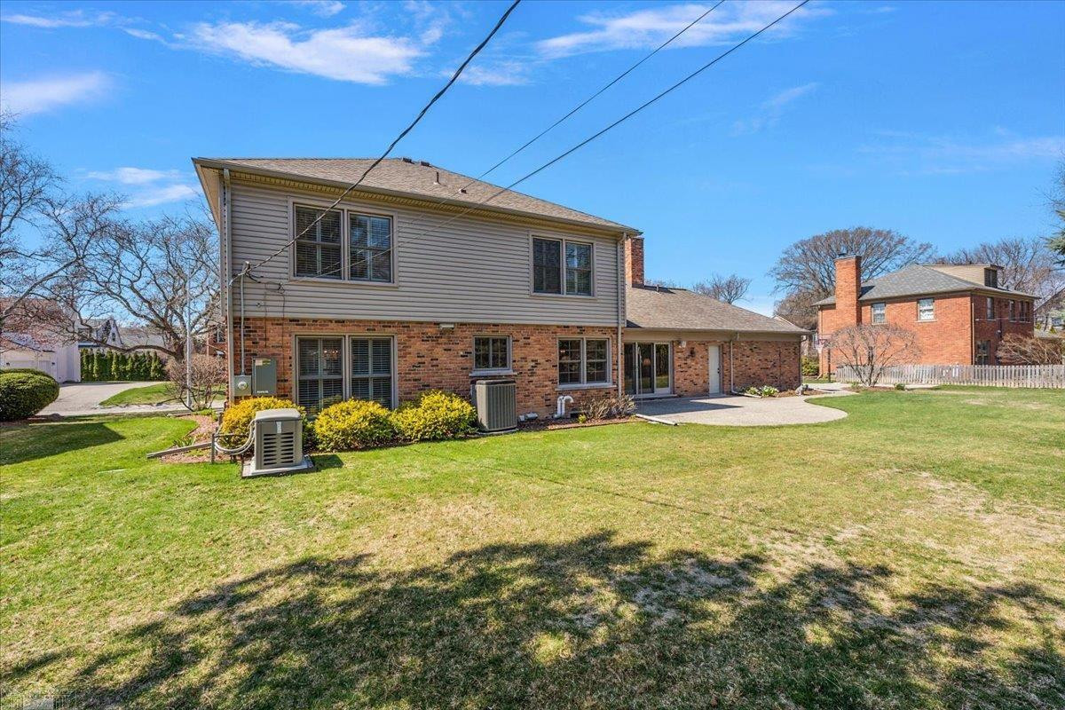 4 Elmsleigh Lane, Grosse Pointe, MI 48230 — Photo 48