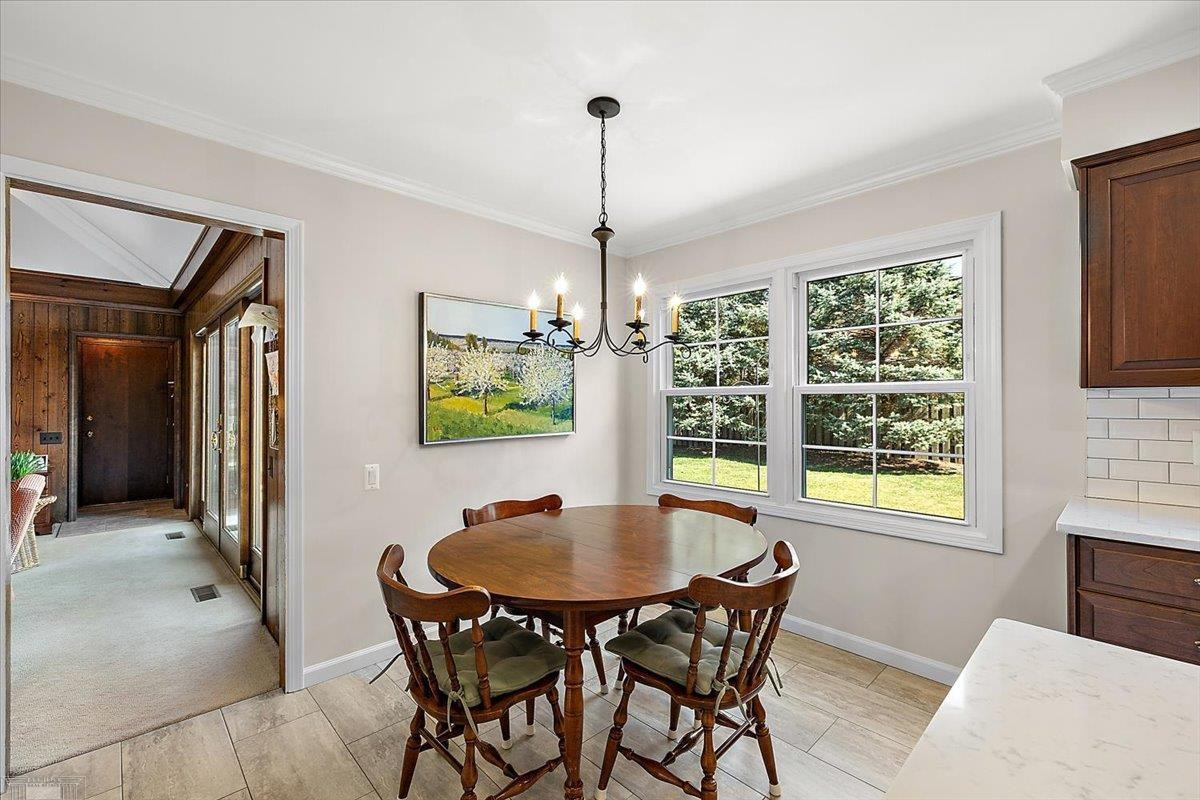 4 Elmsleigh Lane, Grosse Pointe, MI 48230 — Photo 19