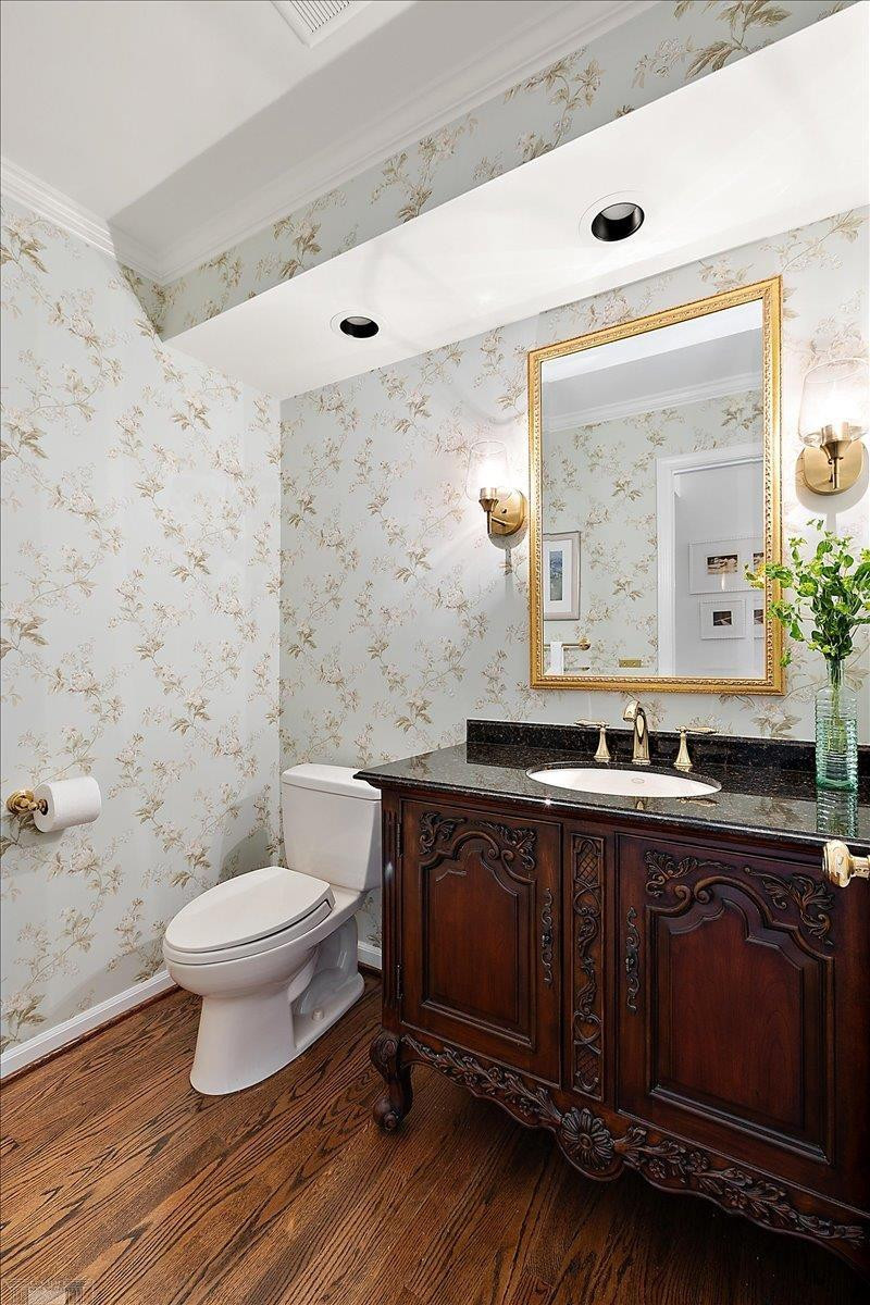 4 Elmsleigh Lane, Grosse Pointe, MI 48230 — Photo 27