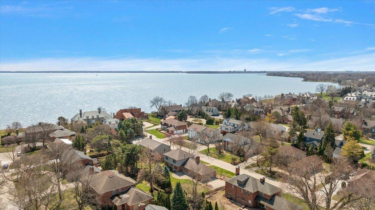 4 Elmsleigh Lane, Grosse Pointe, MI 48230 — Photo 60