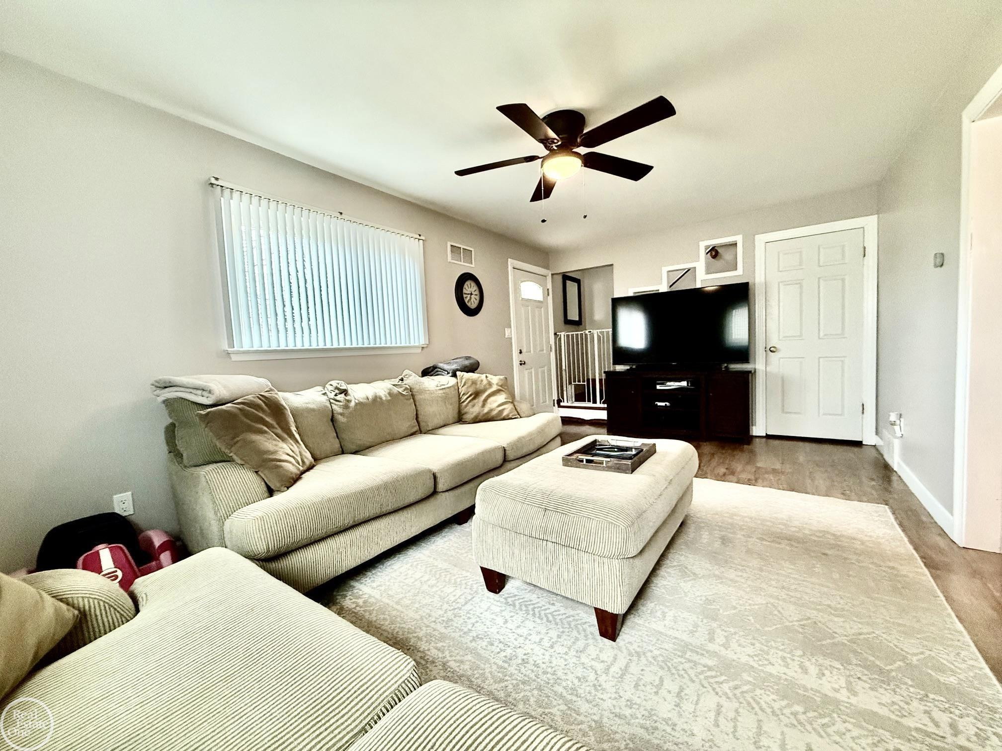 39291 Shoreline Drive, MI — Photo 16