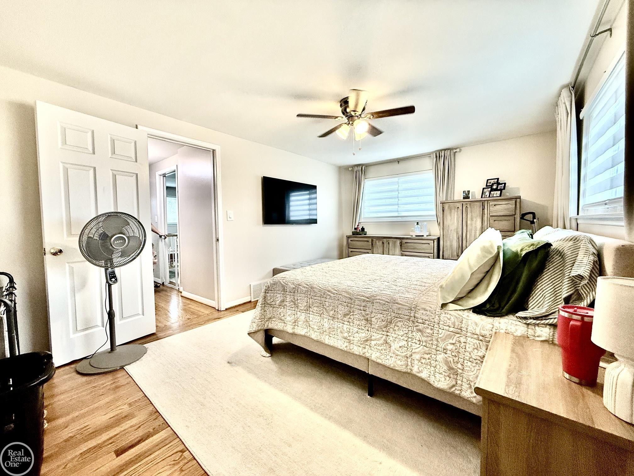 39291 Shoreline Drive, MI — Photo 33