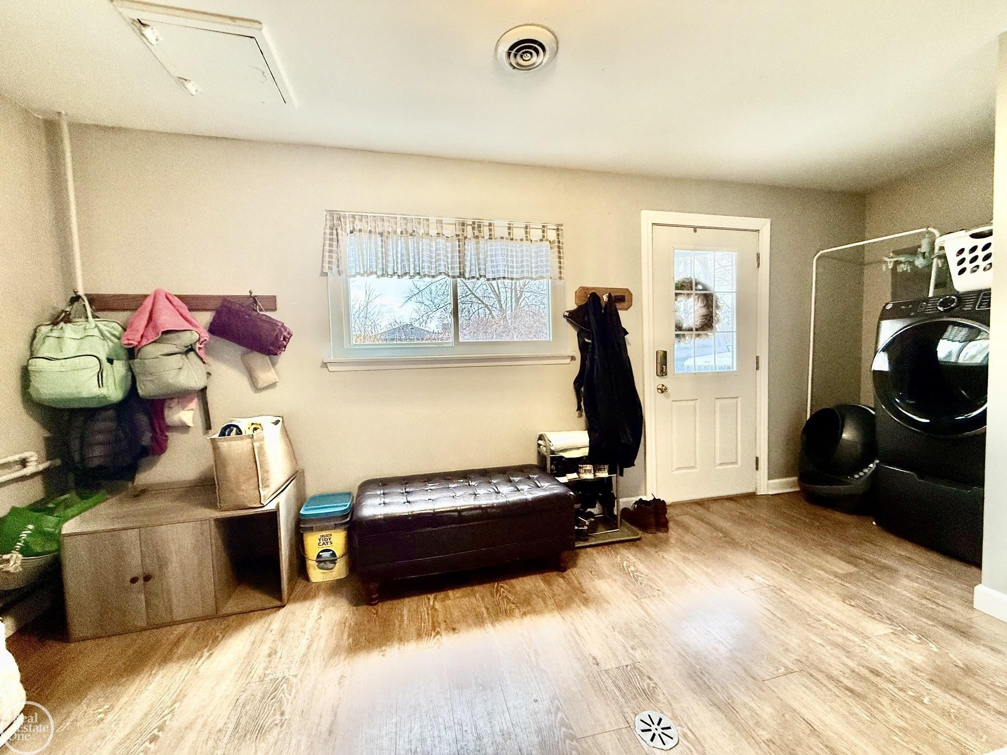 39291 Shoreline Drive, MI — Photo 47