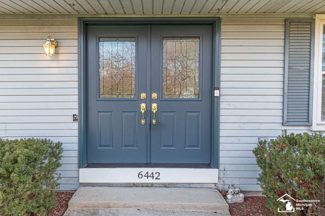 6442 Centennial Drive, Temperance, MI 48182 — Photo 4