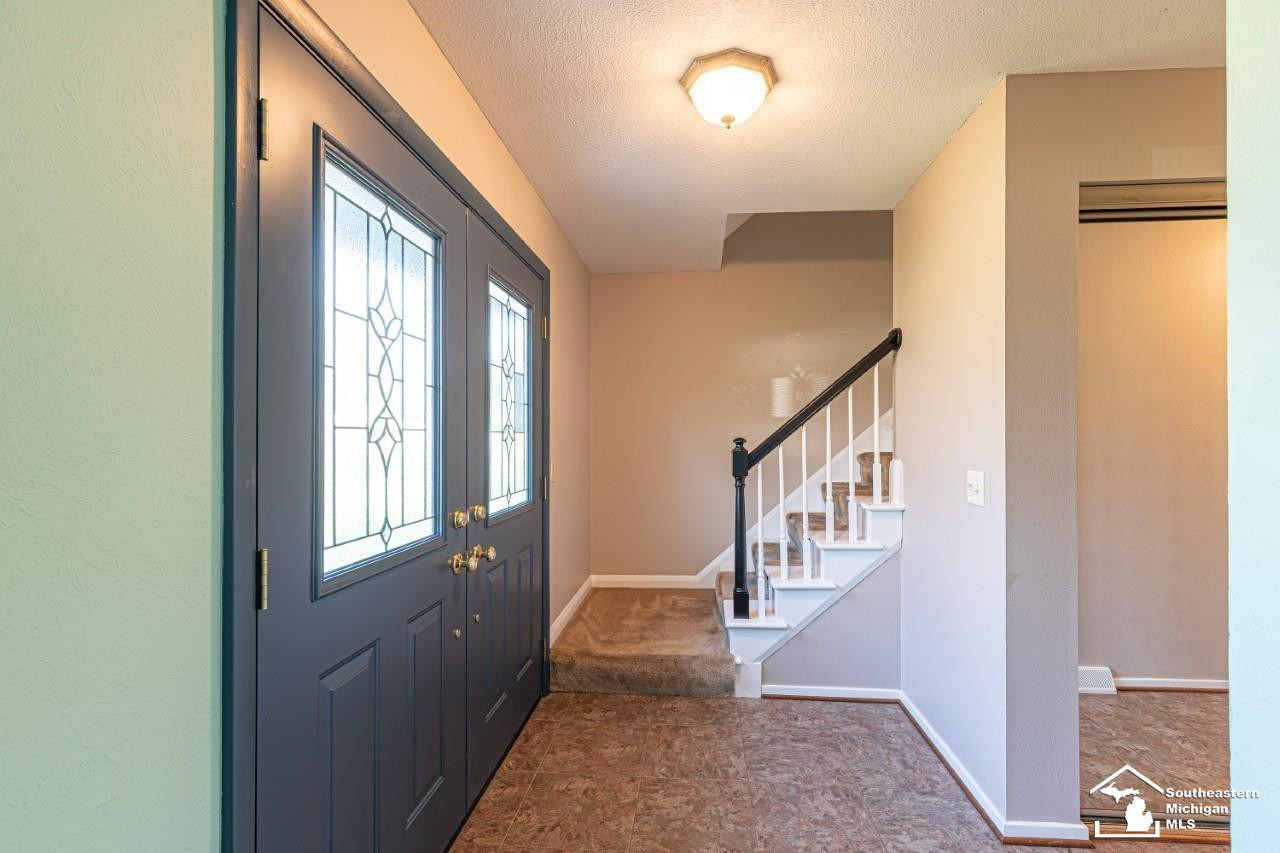 6442 Centennial Drive, Temperance, MI 48182 — Photo 6
