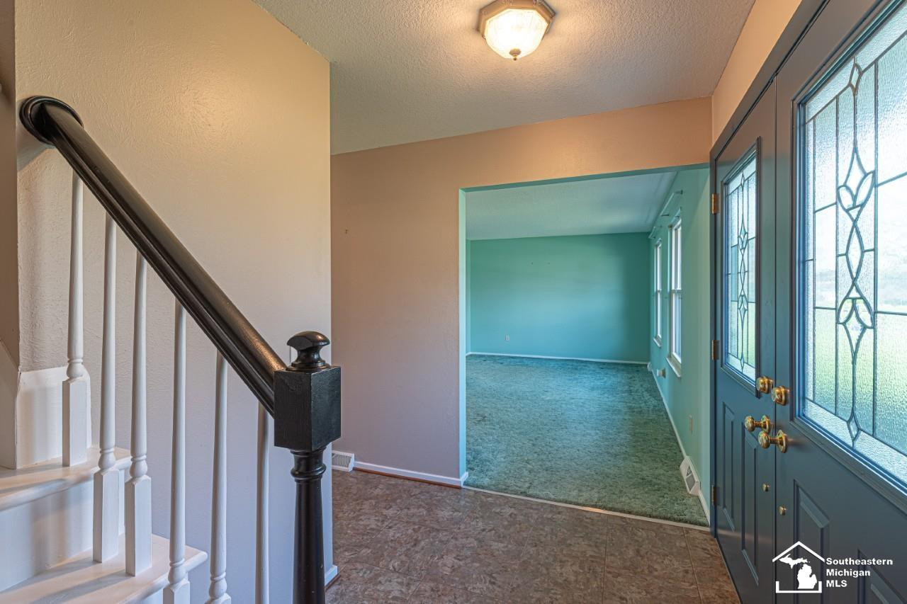6442 Centennial Drive, Temperance, MI 48182 — Photo 7