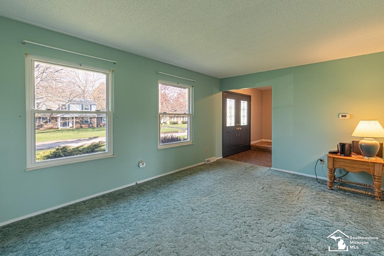 6442 Centennial Drive, Temperance, MI 48182 — Photo 9