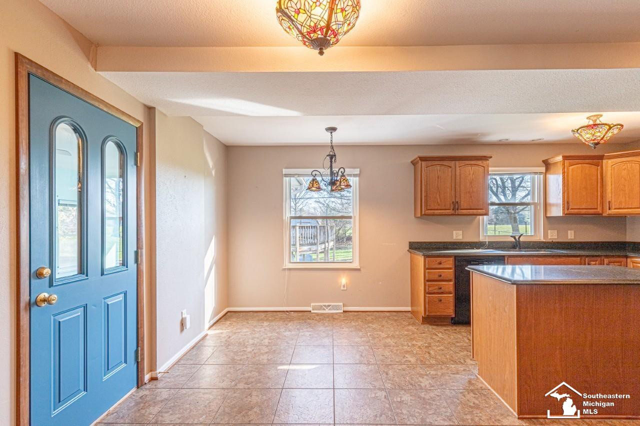 6442 Centennial Drive, Temperance, MI 48182 — Photo 19