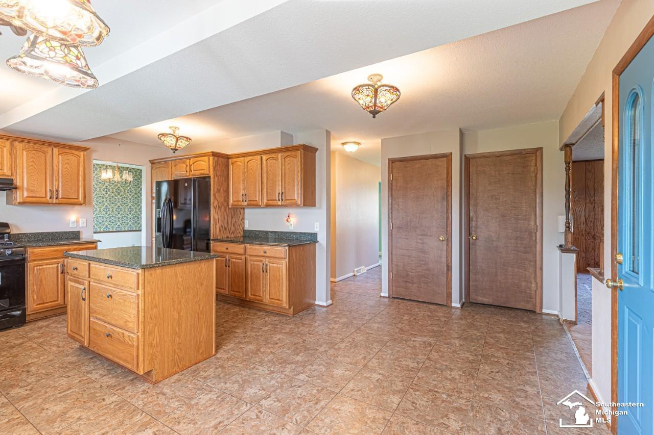 6442 Centennial Drive, Temperance, MI 48182 — Photo 20