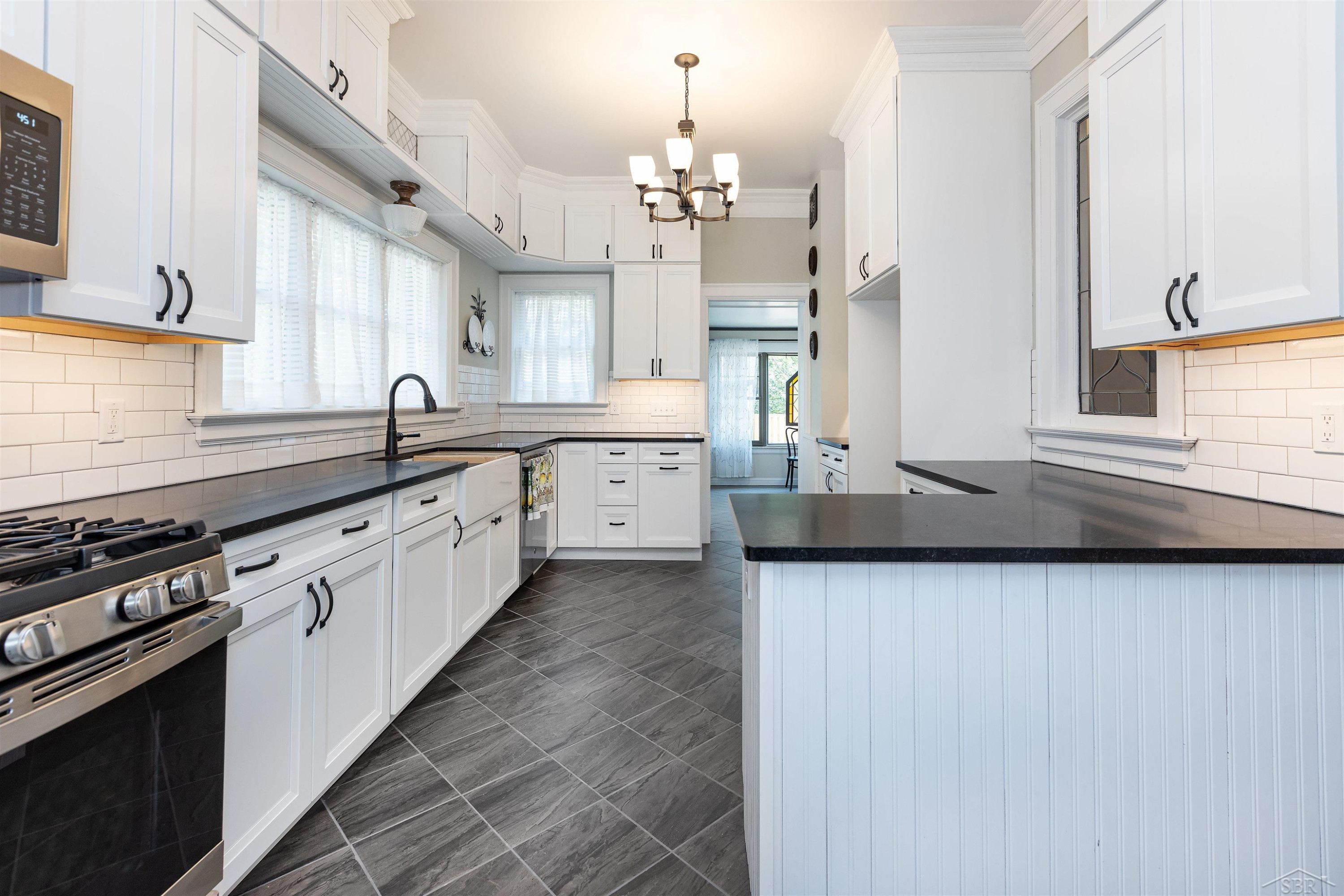 820 N Johnson, Bay City, MI 48708 — Photo 14