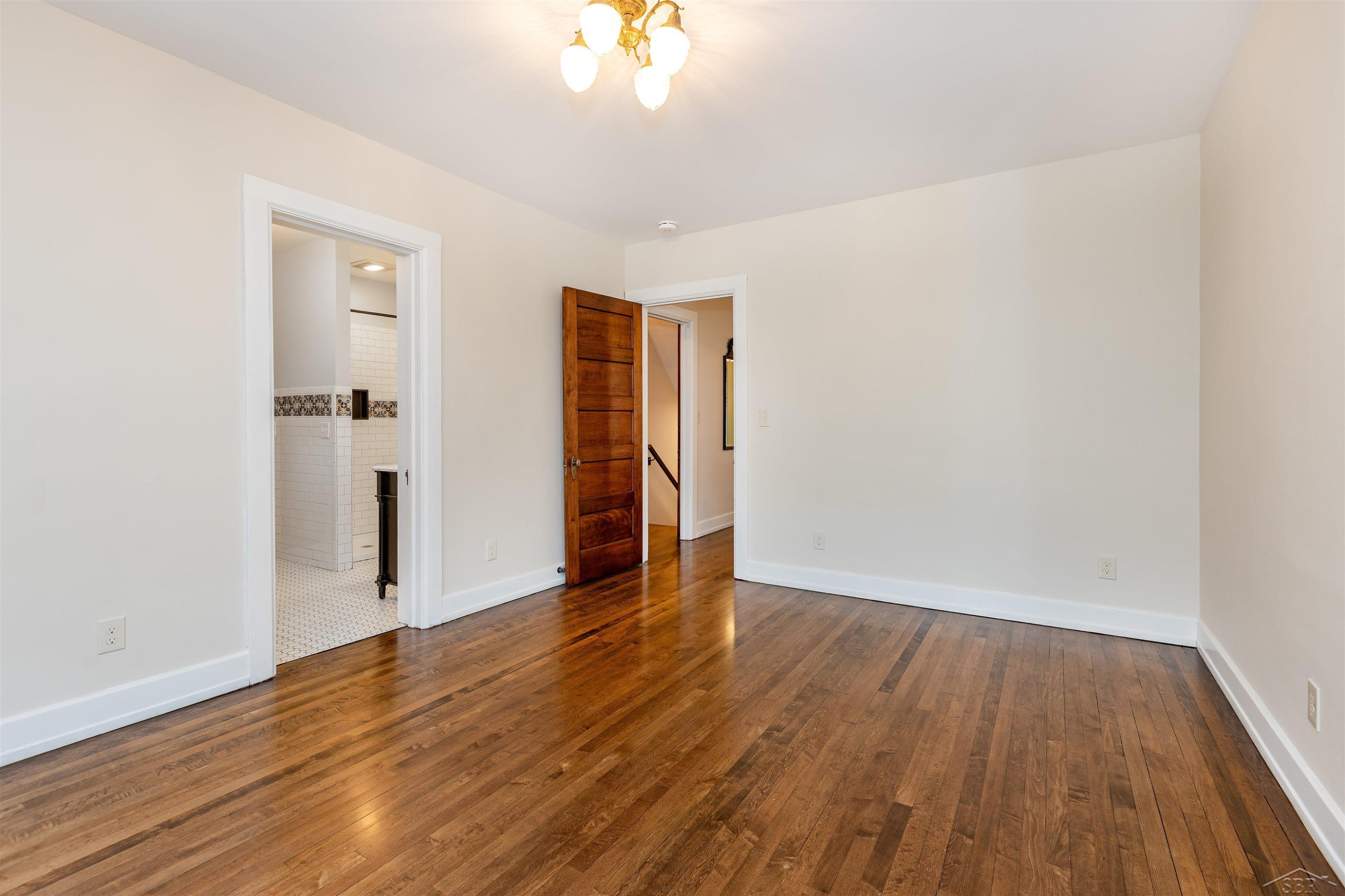 820 N Johnson, Bay City, MI 48708 — Photo 22