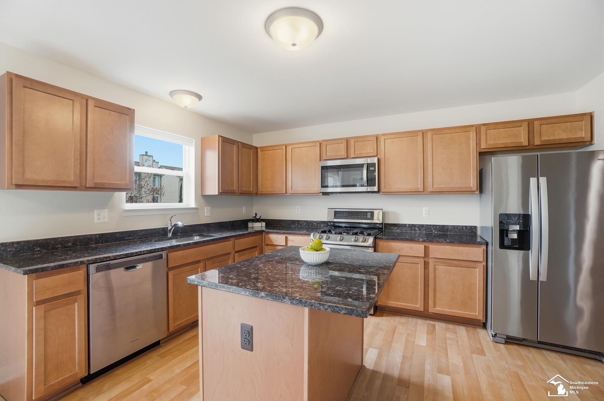 9065 Rock Harbor Drive, Newport, MI 48166 — Photo 17