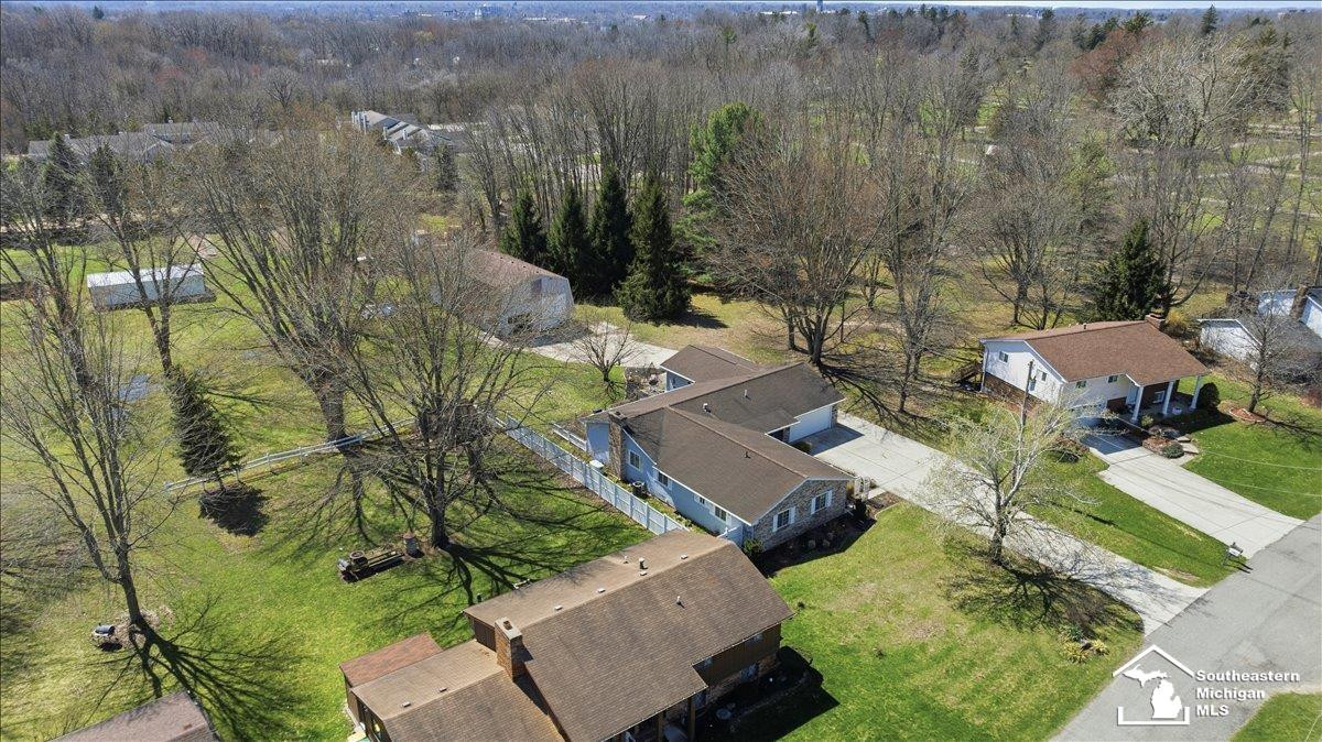 348 Bellers Court, Ypsilanti, MI 48198 — Photo 37