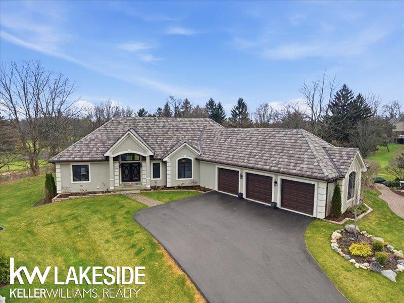 5345 BRISTOL PARKE Circle, Clarkston, MI 48348 — Photo 2