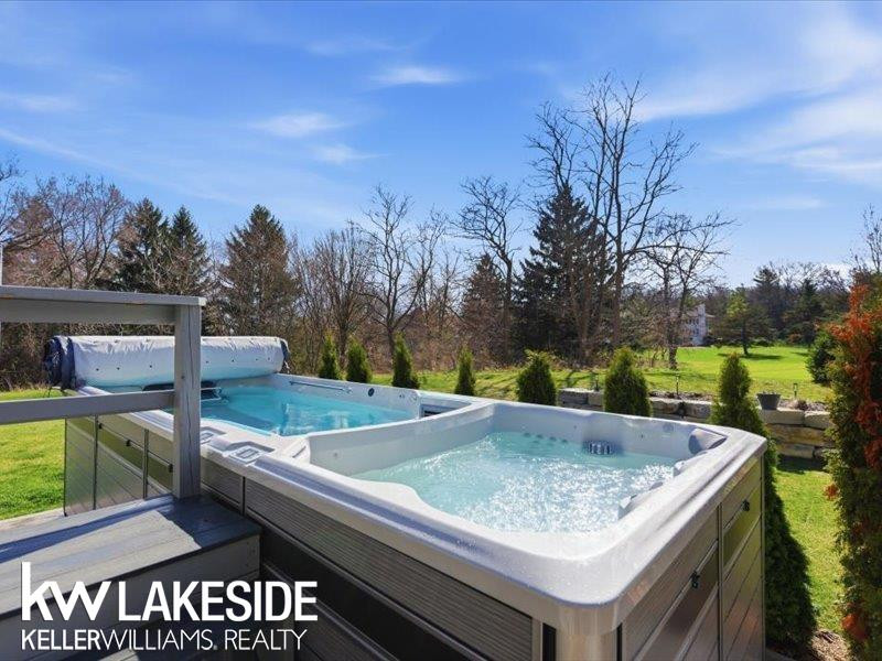 5345 BRISTOL PARKE Circle, Clarkston, MI 48348 — Photo 42