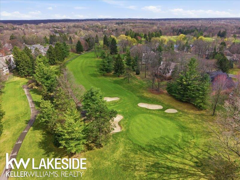 5345 BRISTOL PARKE Circle, Clarkston, MI 48348 — Photo 48