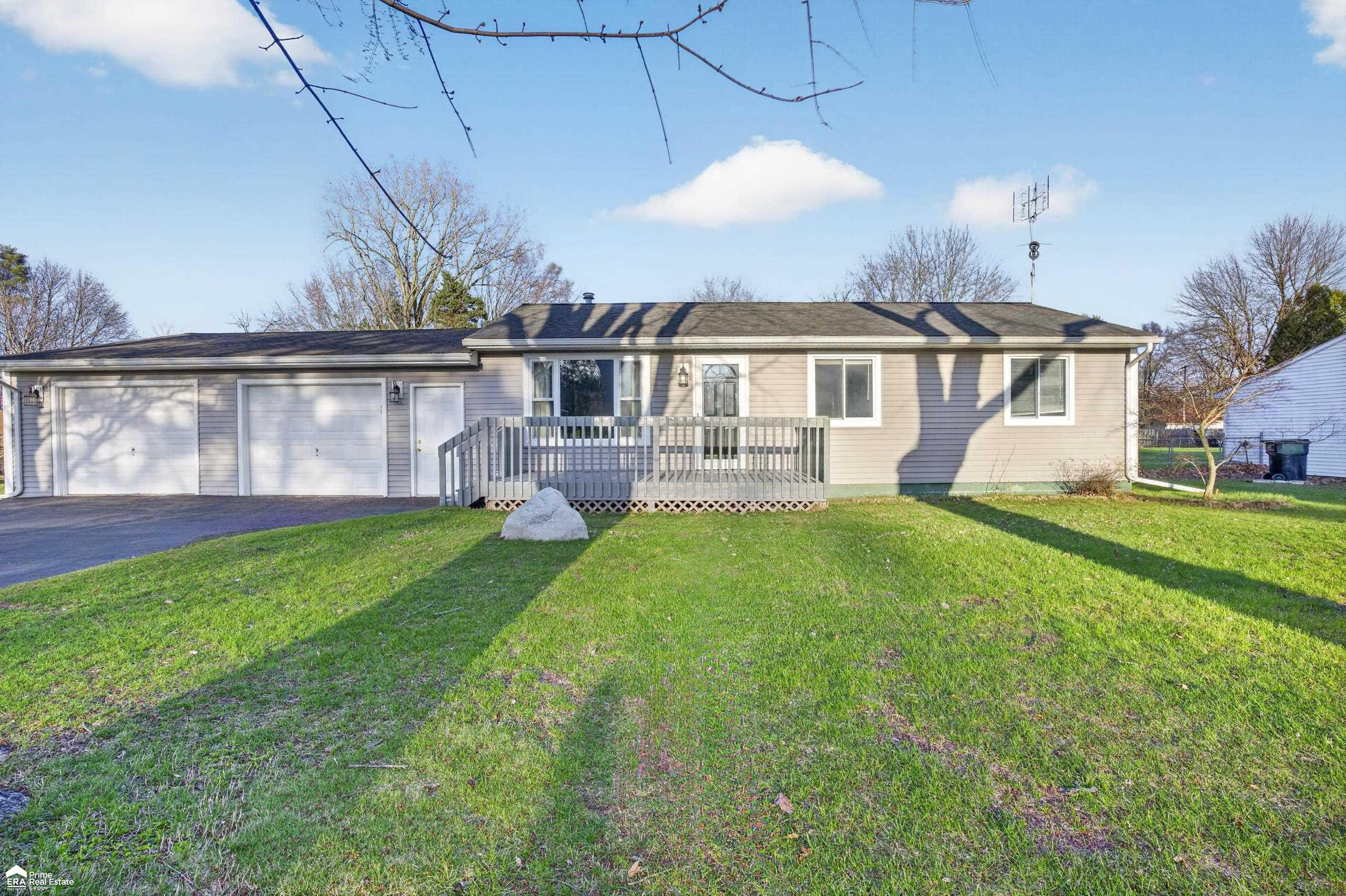 2366 Virginia Park Drive, Lapeer, MI 48446 — front exterior