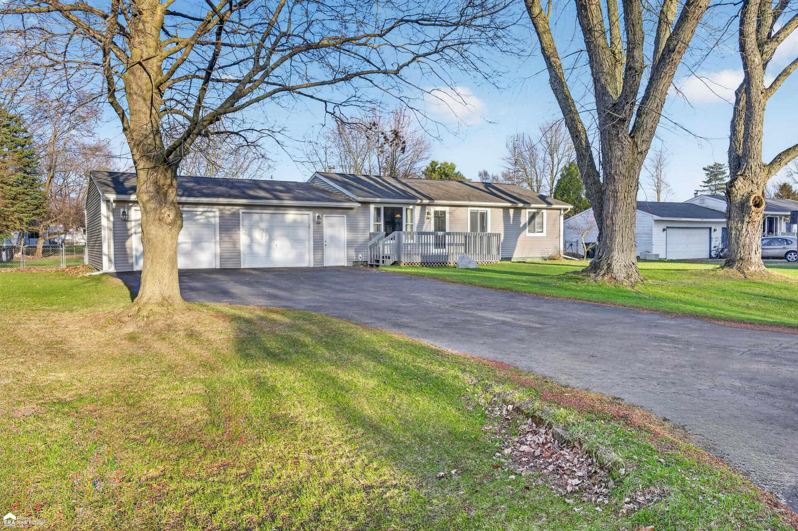 2366 Virginia Park Drive, Lapeer, MI 48446 — Photo 48
