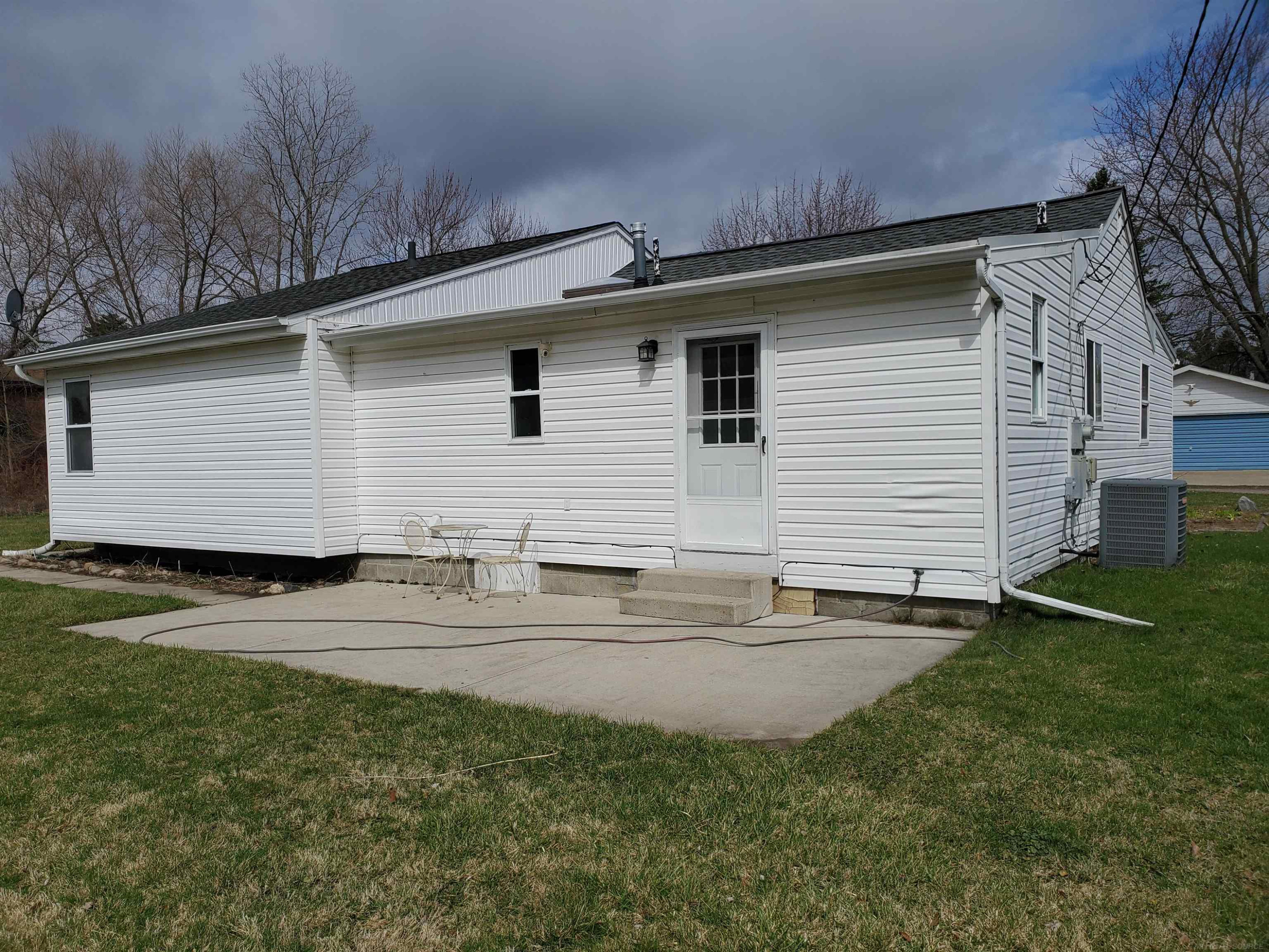 7282 Birchcrest Road, Lexington, MI 48450 — Photo 2