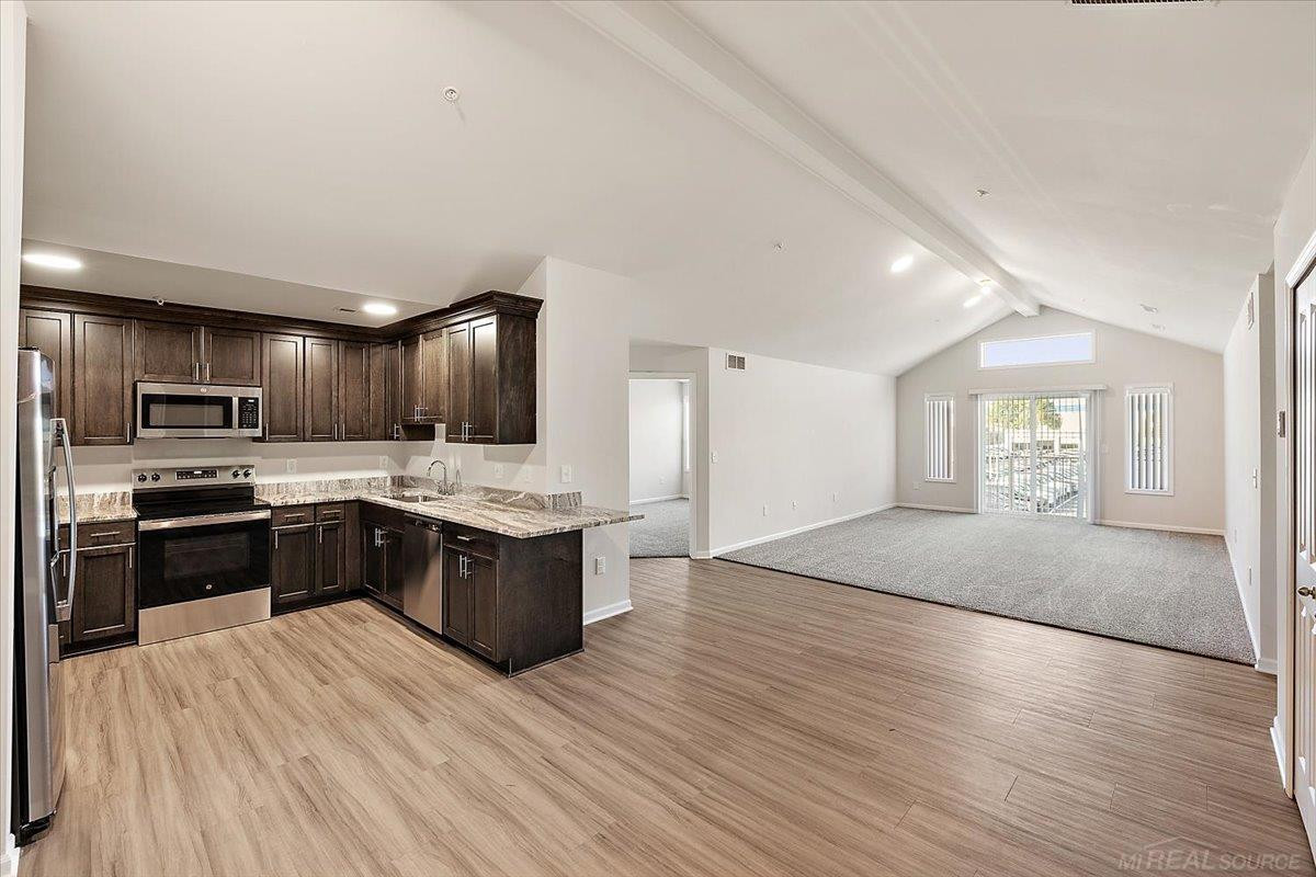 8292 Heywood Circle, Unit 4, Sterling Heights, MI 48312 — Photo 12