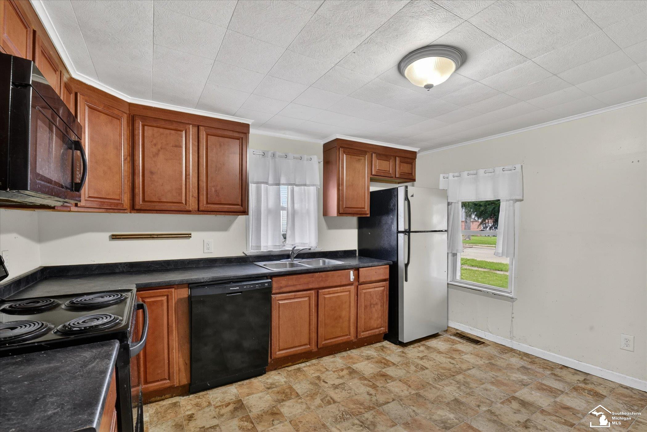 729 Obrien Street, Monroe, MI 48161 — Photo 17