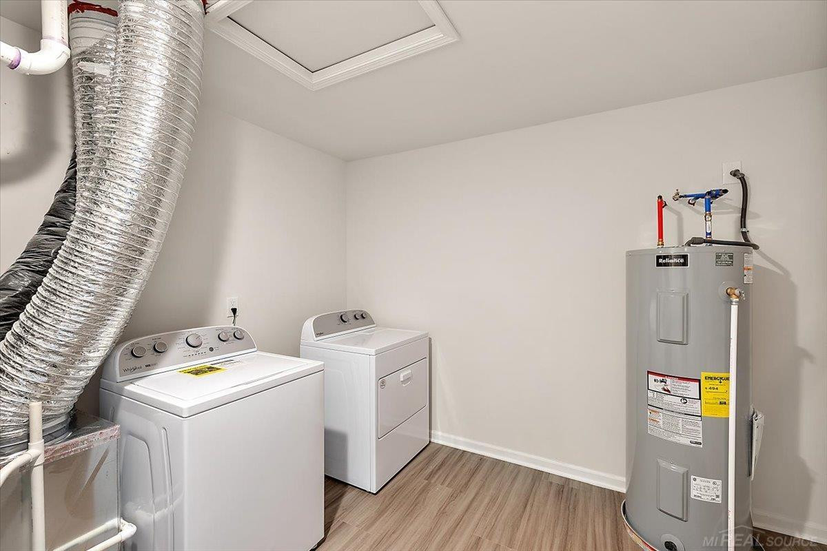 8292 Heywood Circle, Unit 4, Sterling Heights, MI 48312 — Photo 32