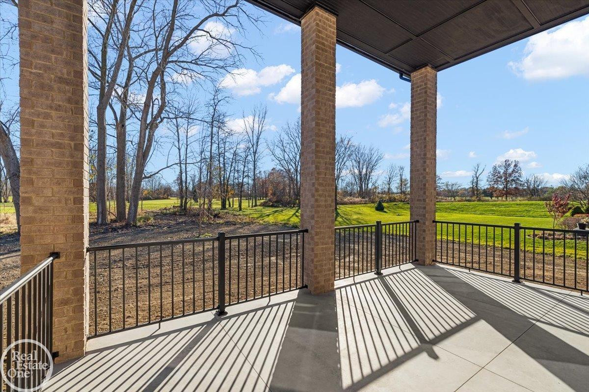 854 Hemlock Drive, Addison, MI 48370 — Photo 12