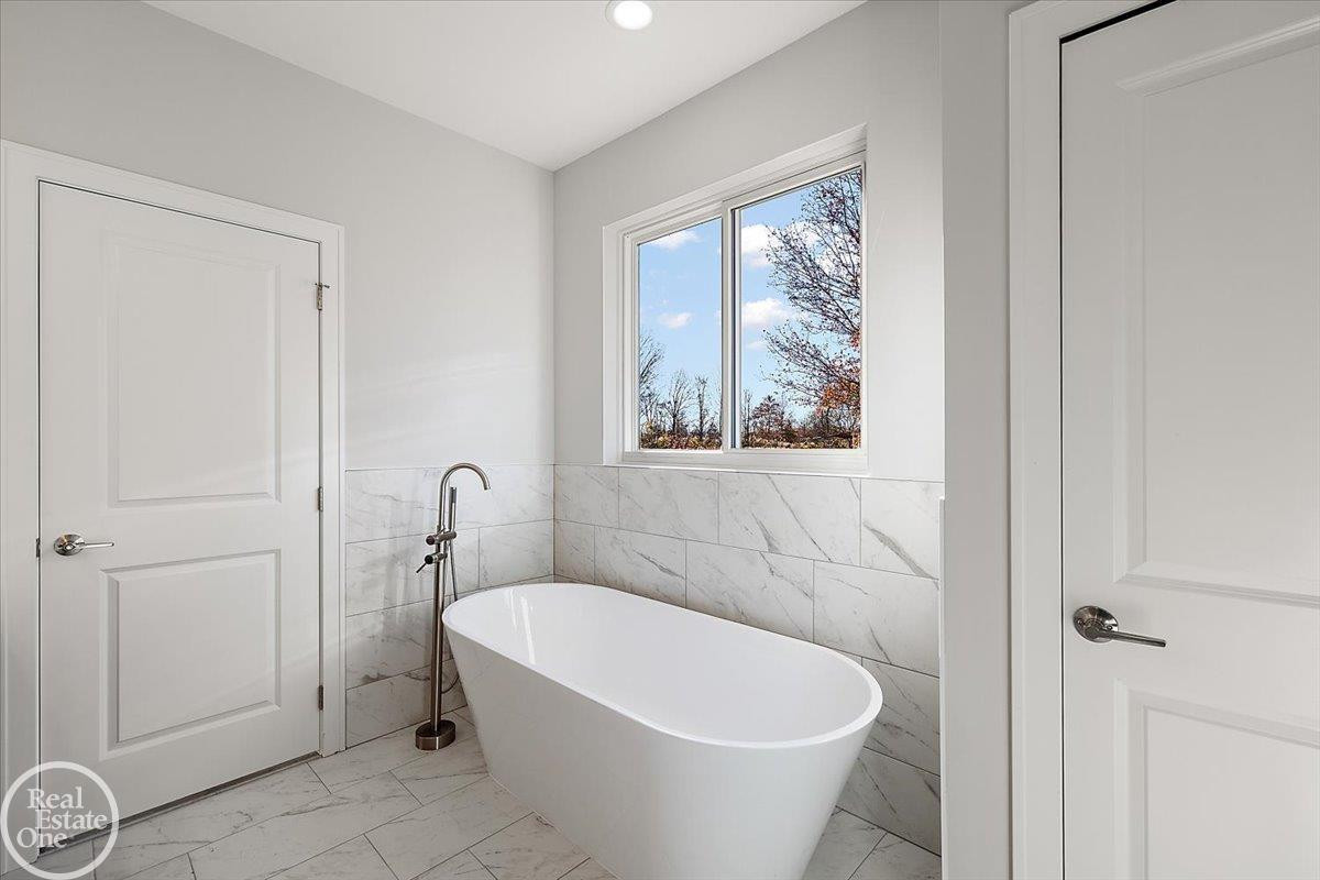 854 Hemlock Drive, Addison, MI 48370 — Photo 52