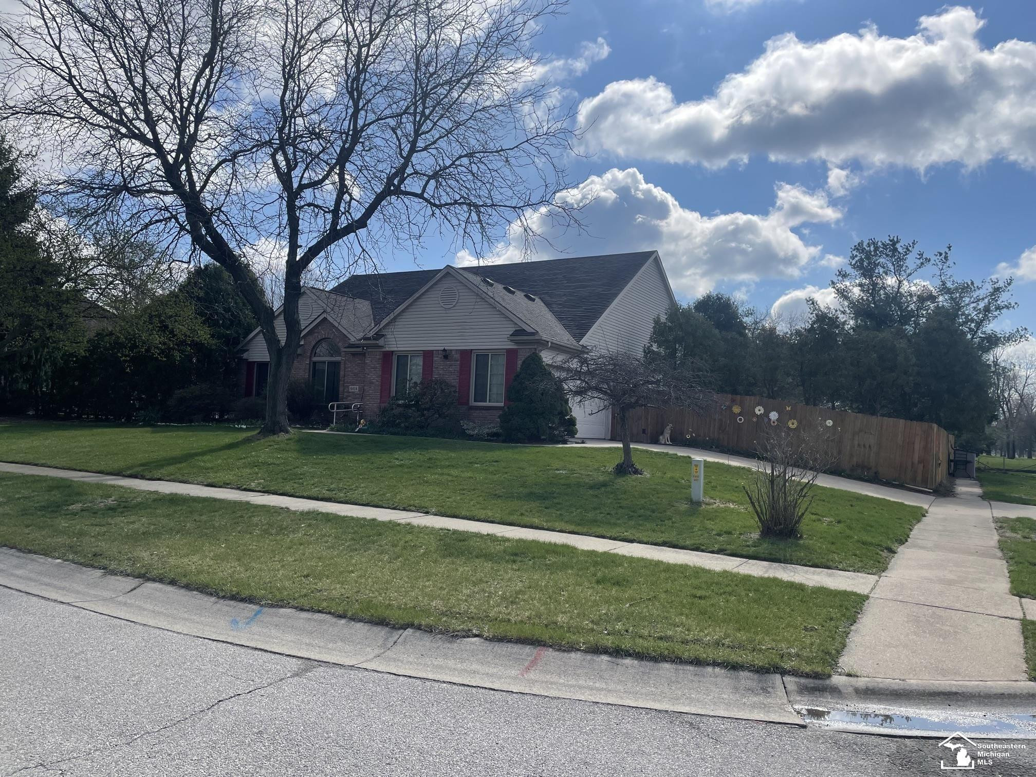 6424 Muirfield Drive, Temperance, MI 48182 — Photo 2