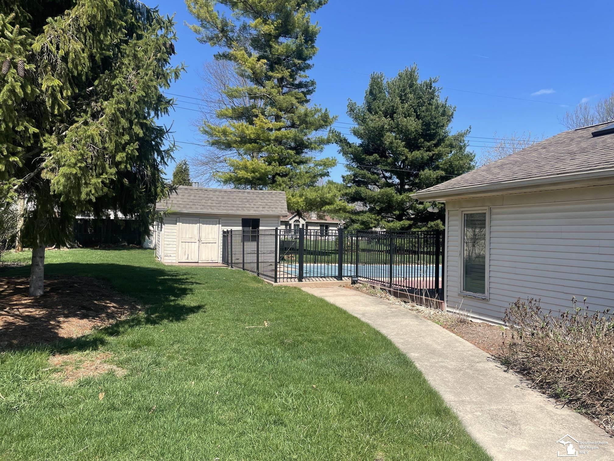3202 Edgevale Drive, Lambertville, MI 48144 — Photo 5