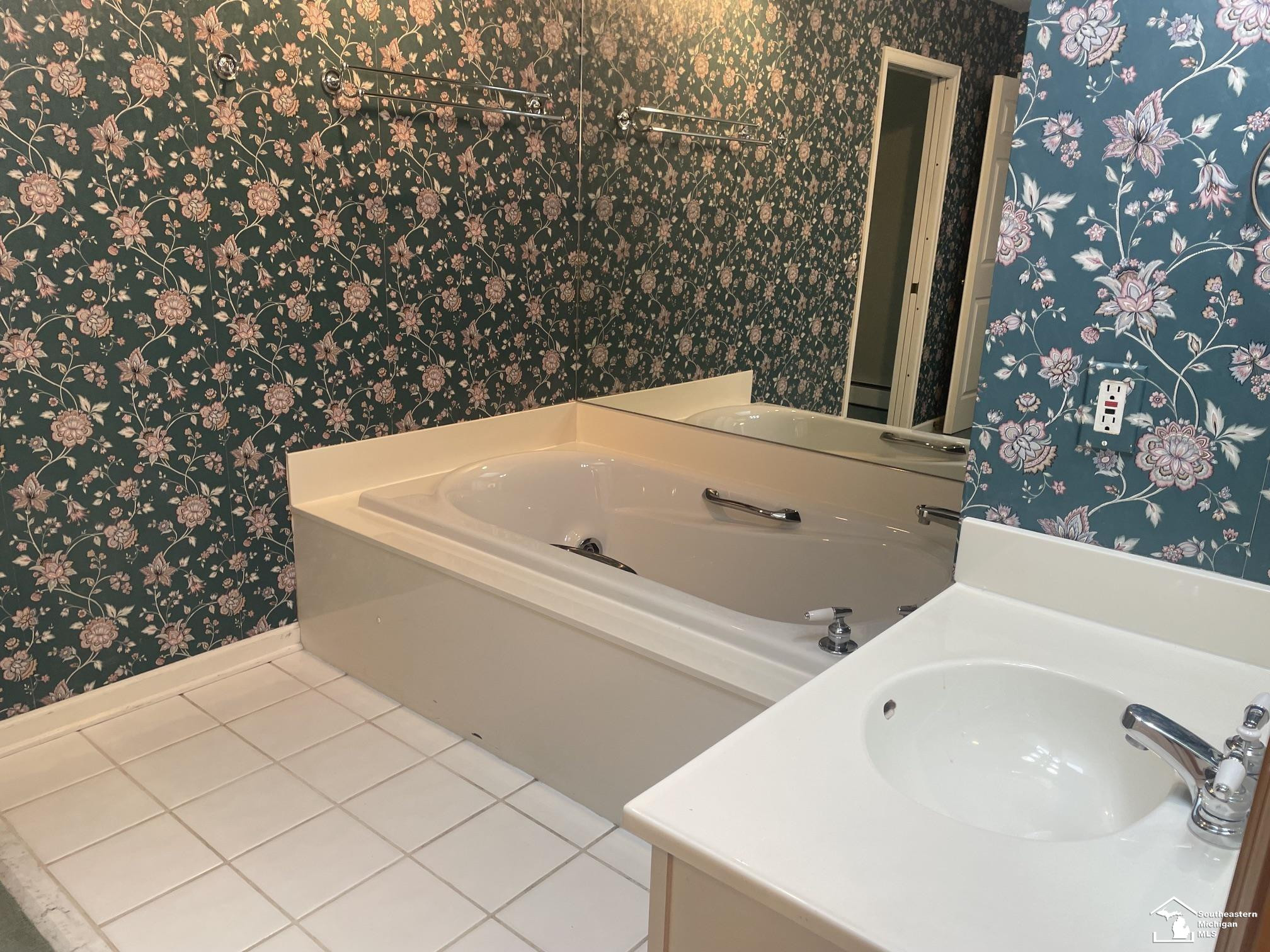 3202 Edgevale Drive, Lambertville, MI 48144 — Photo 50