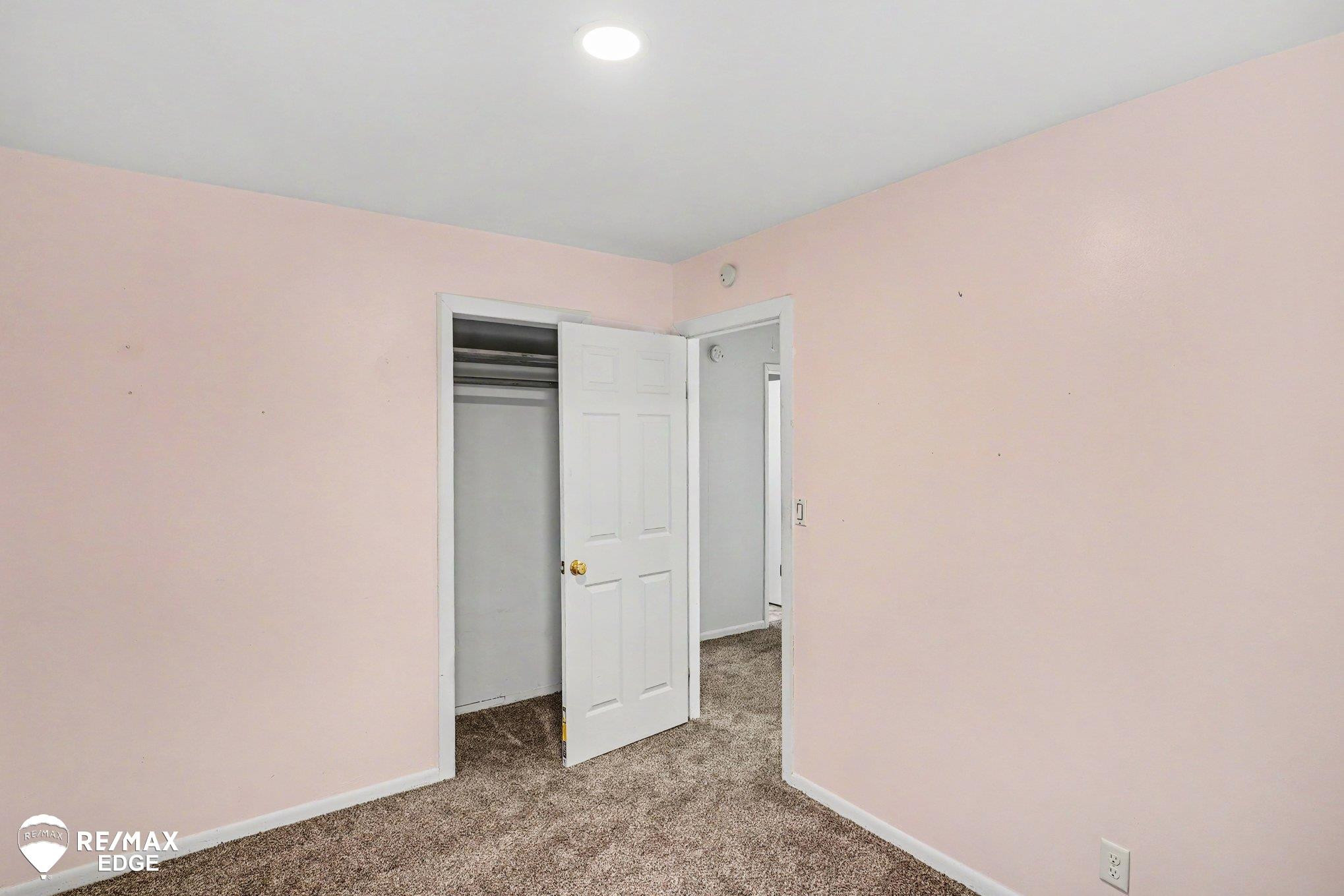 6175 Crabtree Lane, Burton, MI 48519 — Photo 9