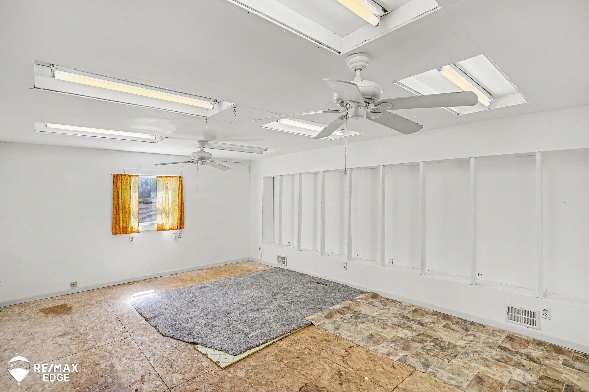 6175 Crabtree Lane, Burton, MI 48519 — Photo 18