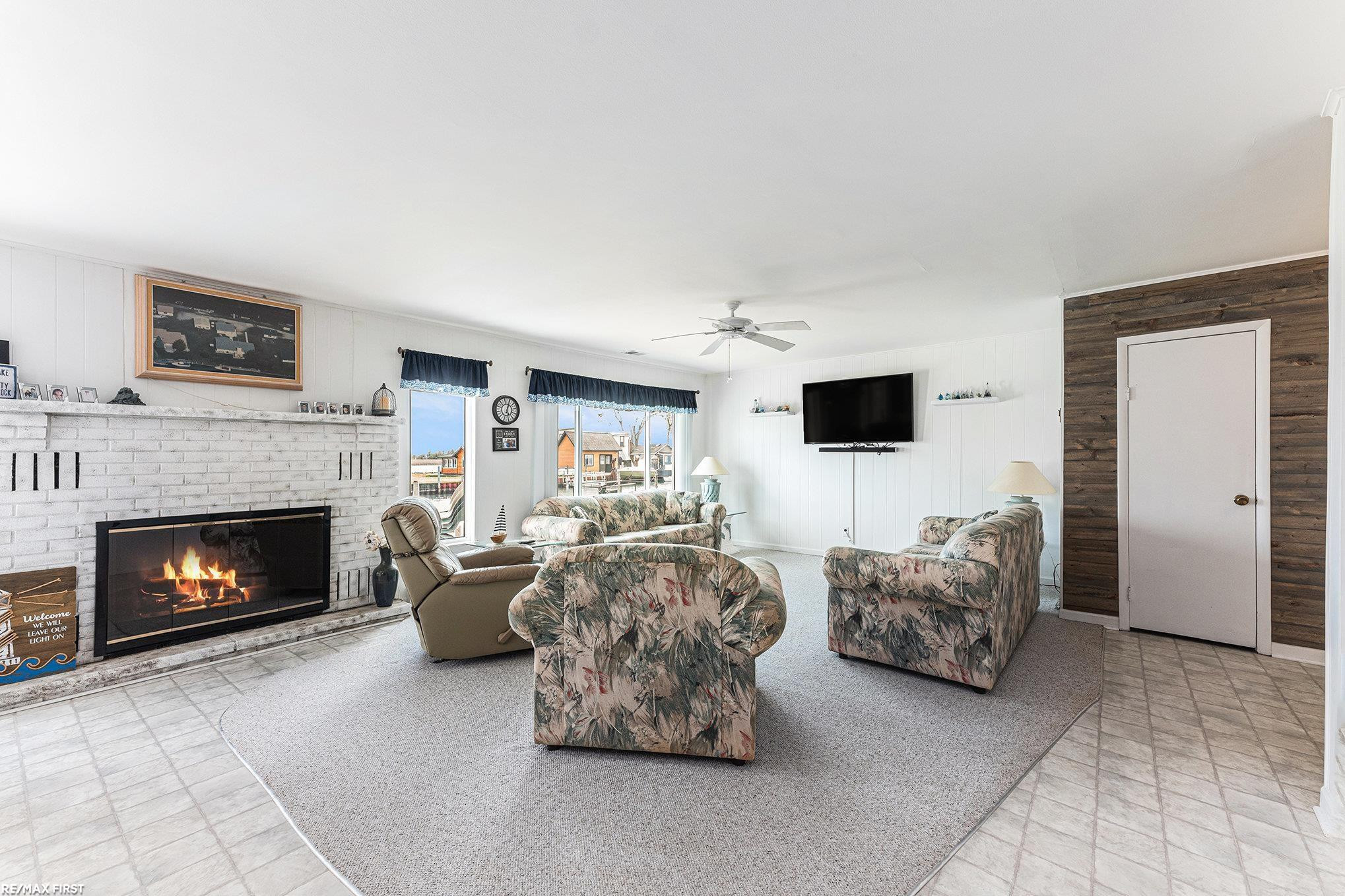 7618 South Channel Drive, MI 48028 — Photo 6
