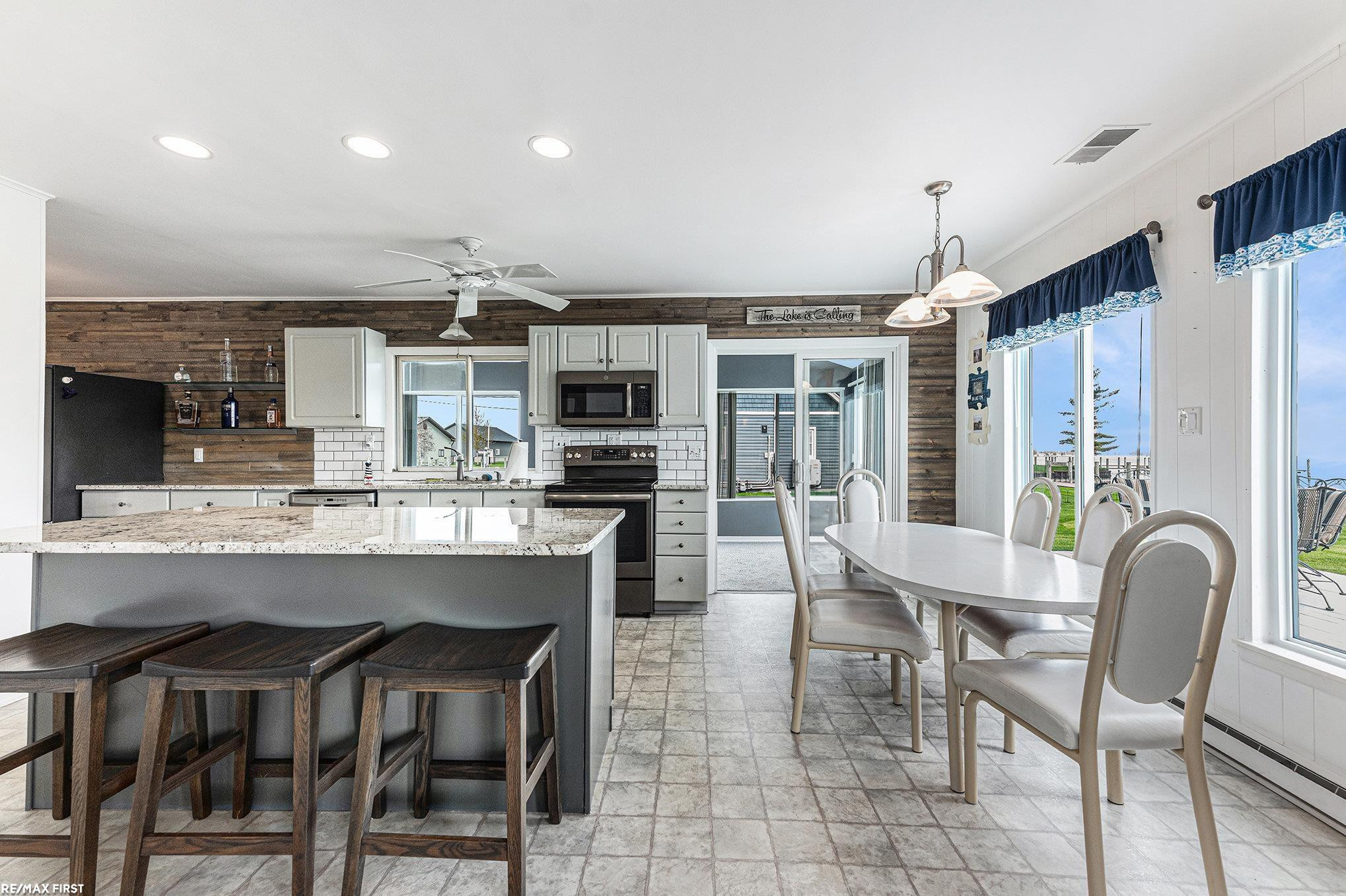 7618 South Channel Drive, MI 48028 — Photo 9