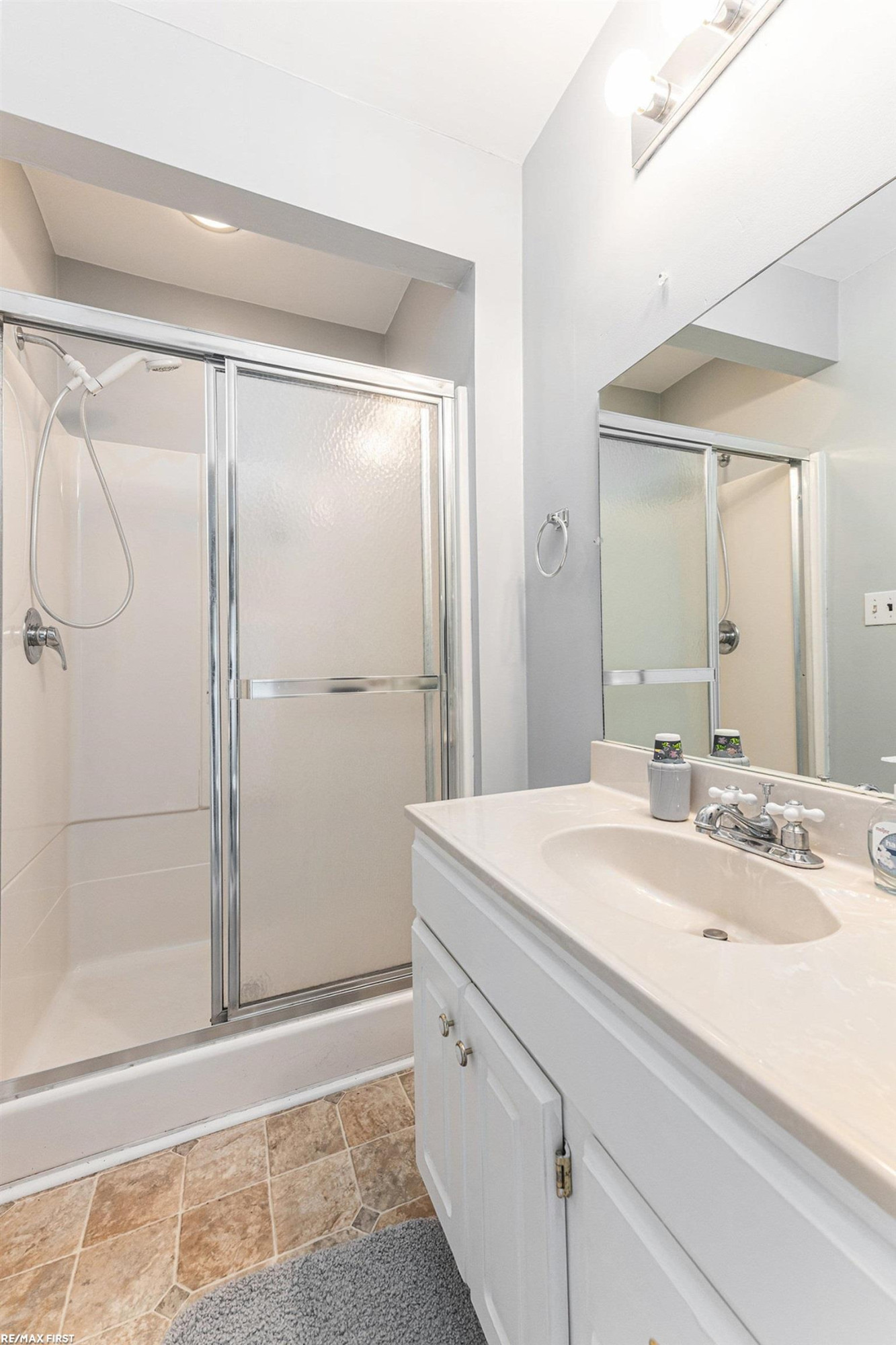 7618 South Channel Drive, MI 48028 — Photo 17